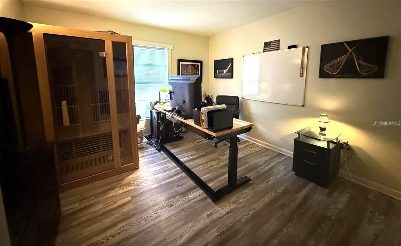 Image 23 of 30 For 1101 19th Place