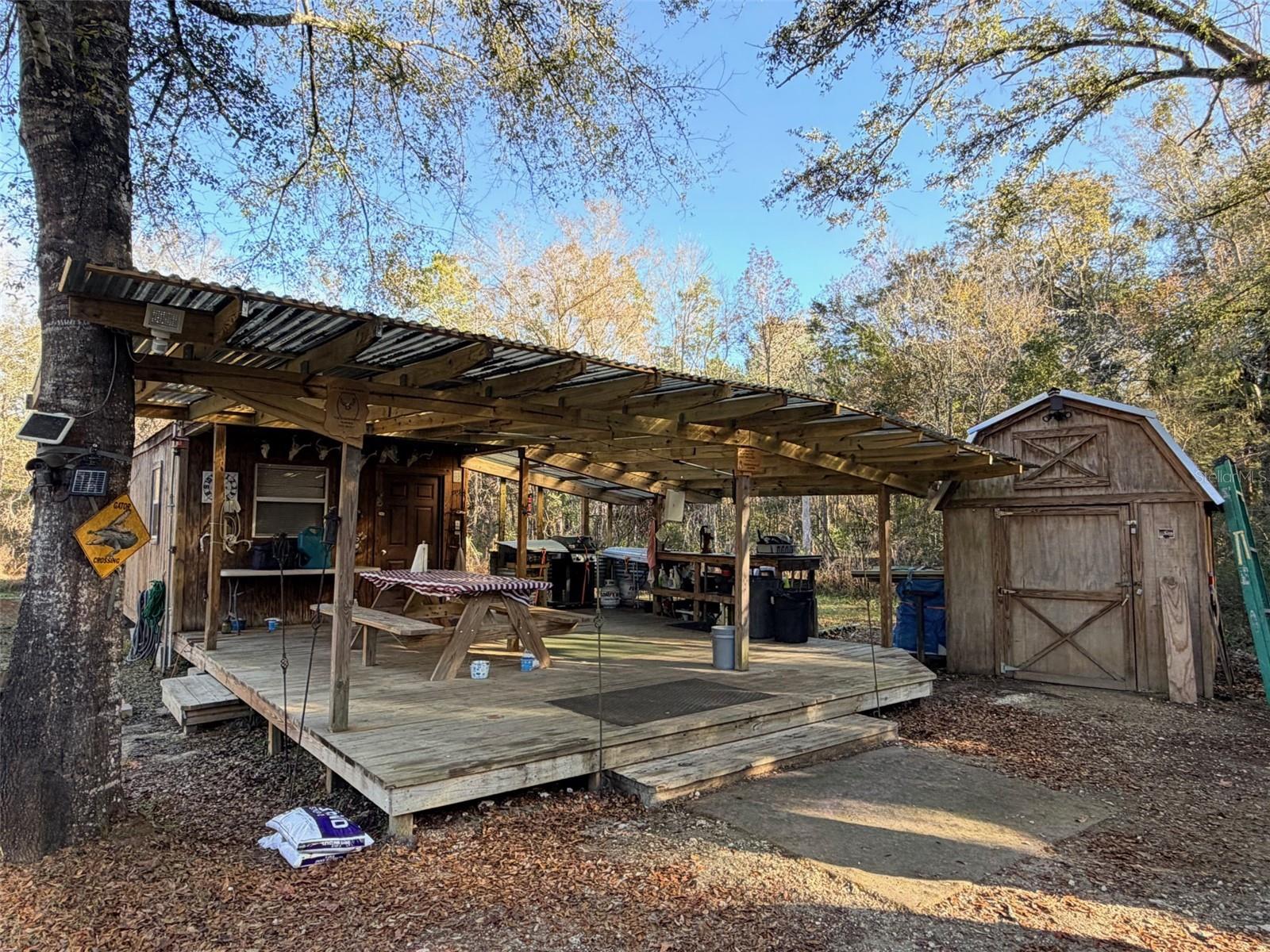 Details for Off 10 Place, CHIEFLAND, FL 32626