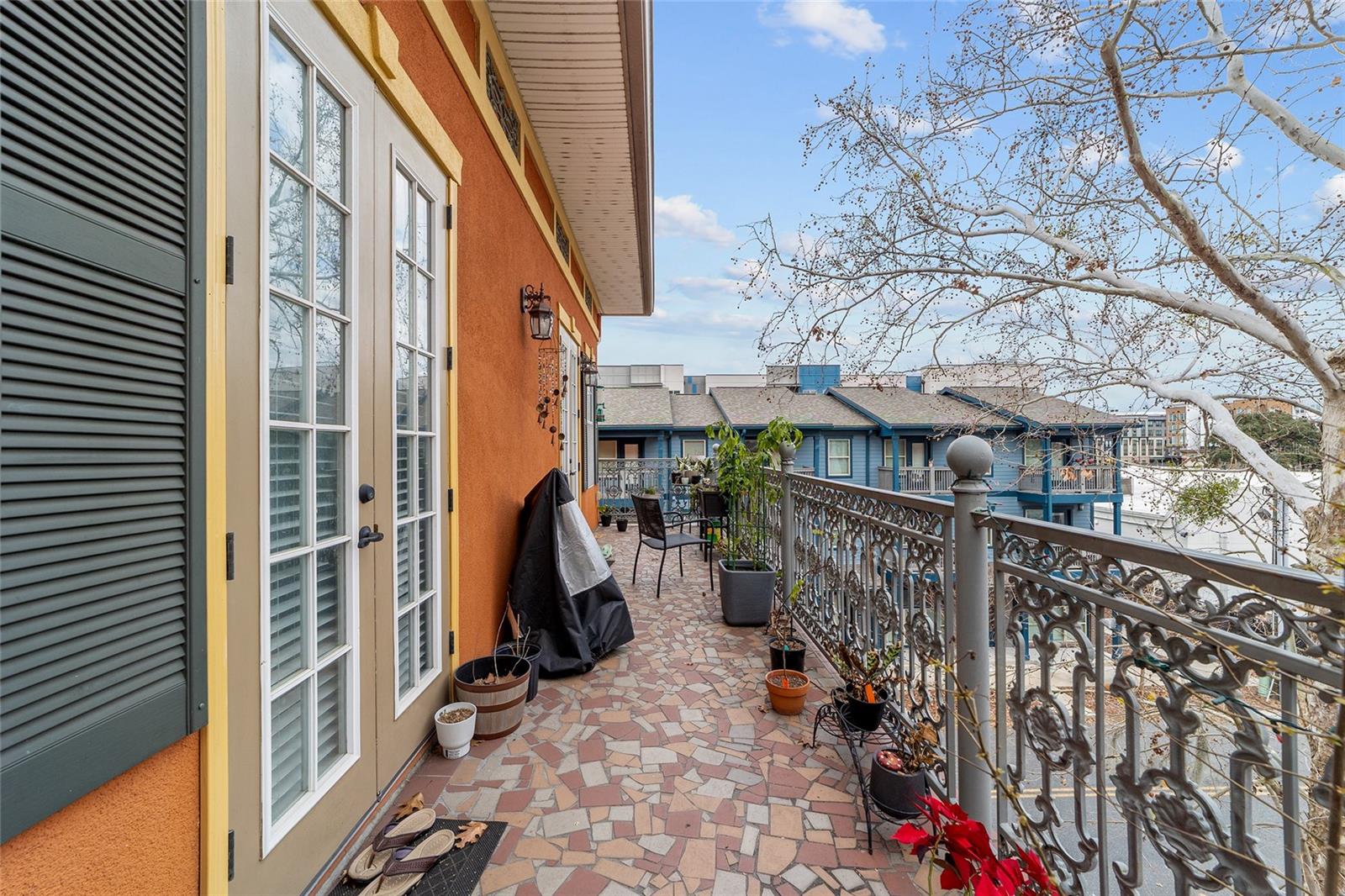 Image 18 of 38 For 1320 3rd Avenue 346