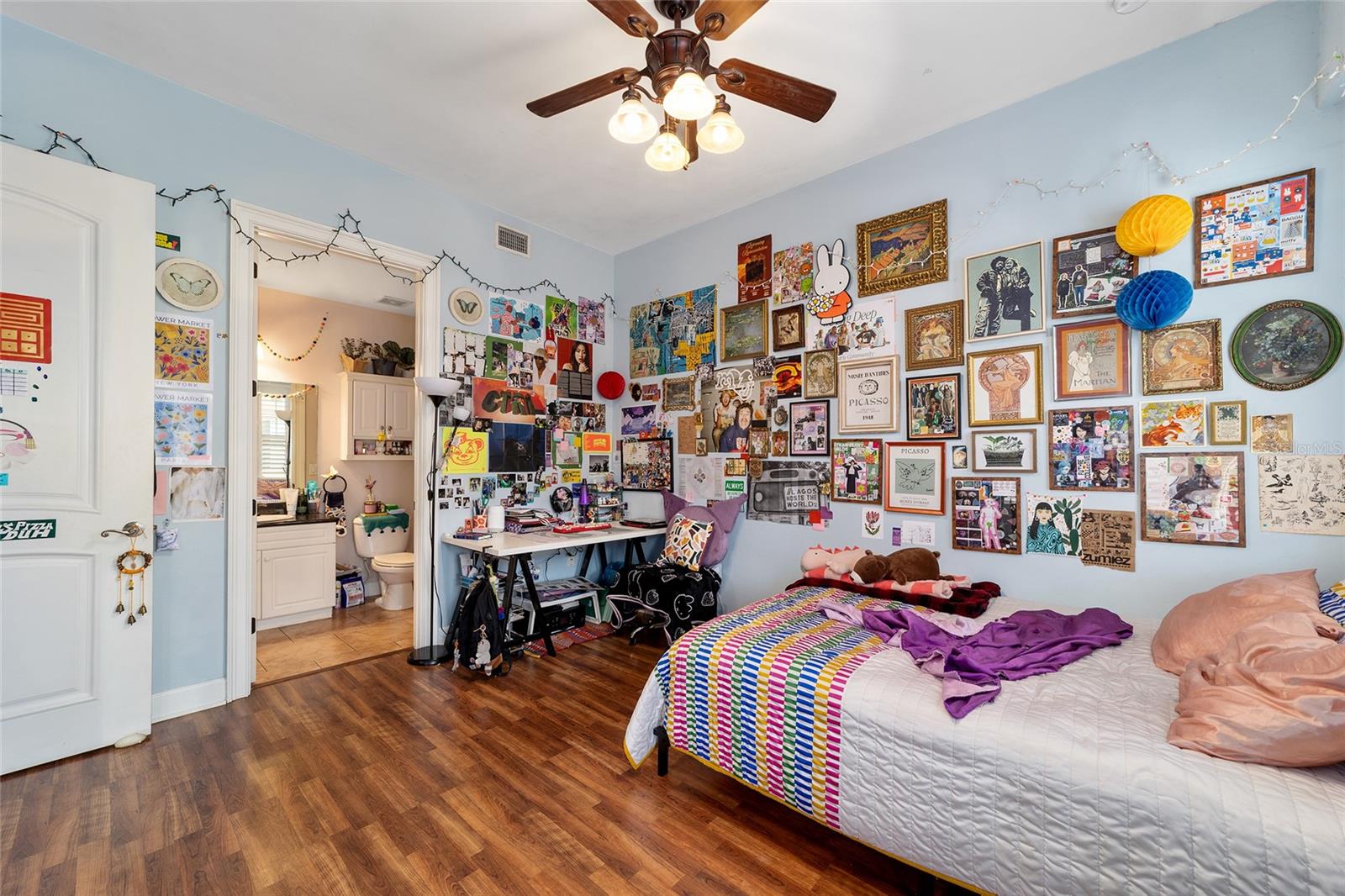 Image 28 of 38 For 1320 3rd Avenue 346