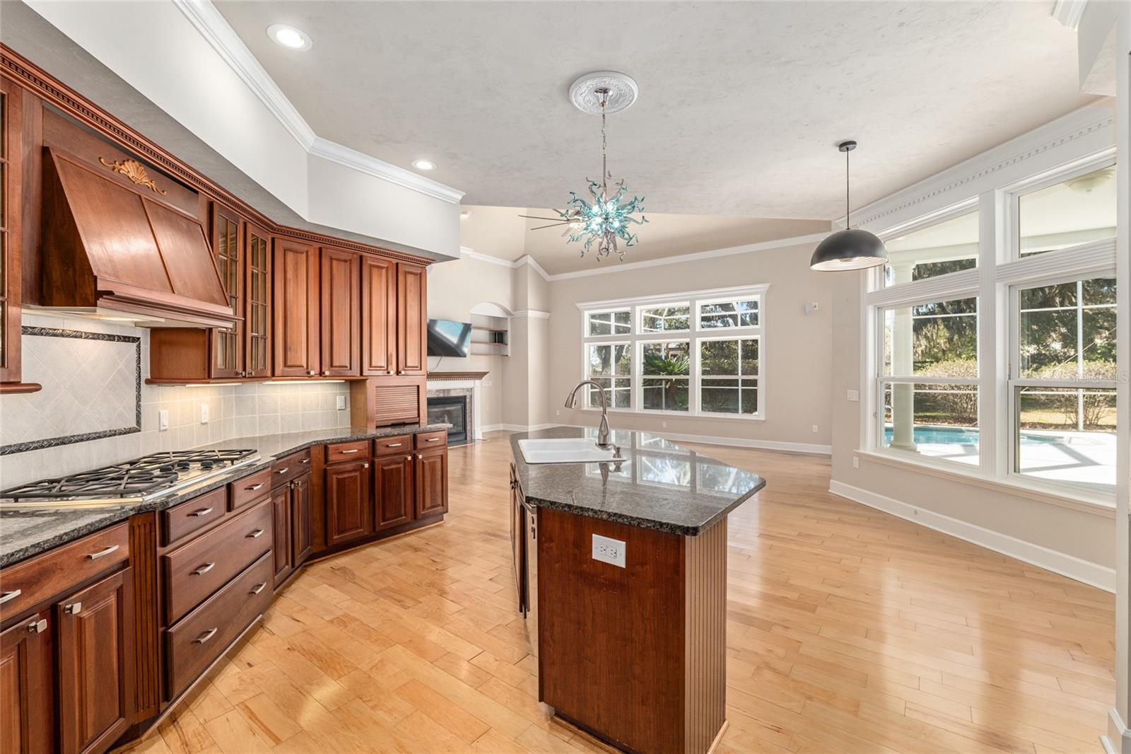 Image 25 of 85 For 10614 15th Lane