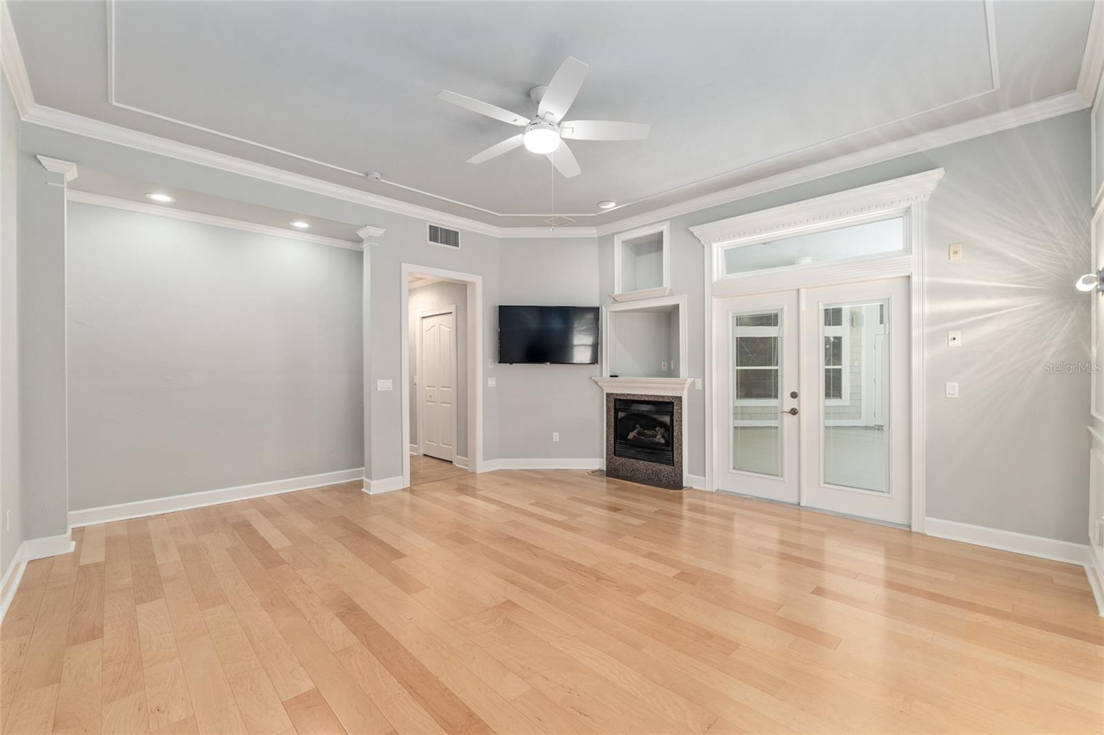 Image 30 of 85 For 10614 15th Lane