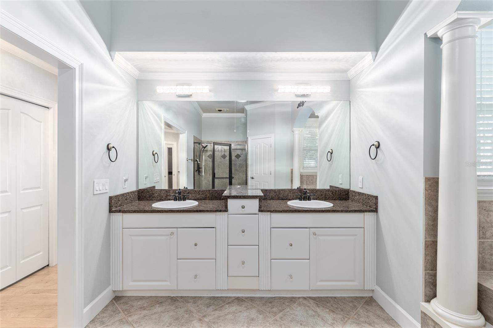 Image 34 of 85 For 10614 15th Lane