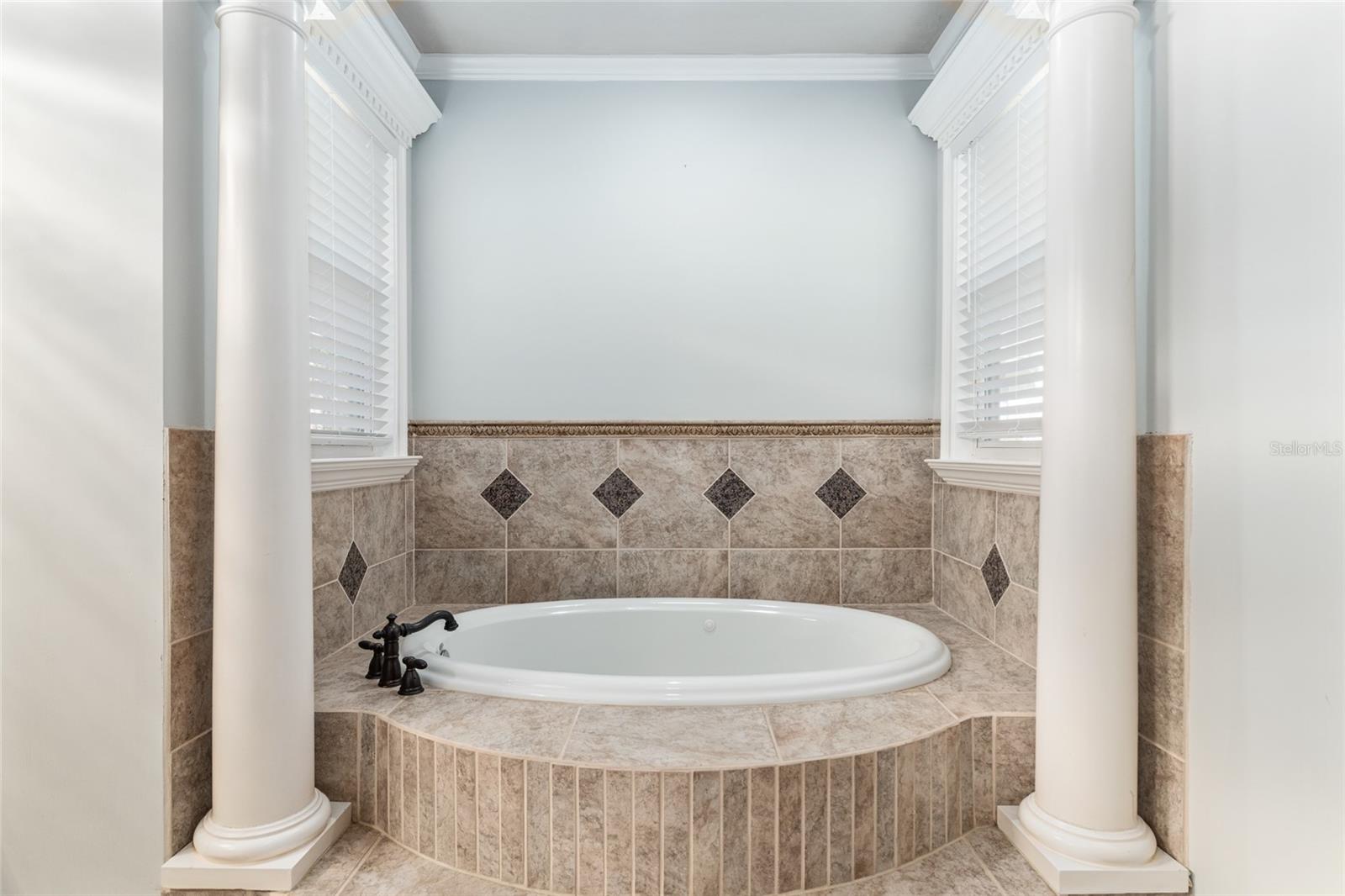 Image 36 of 85 For 10614 15th Lane