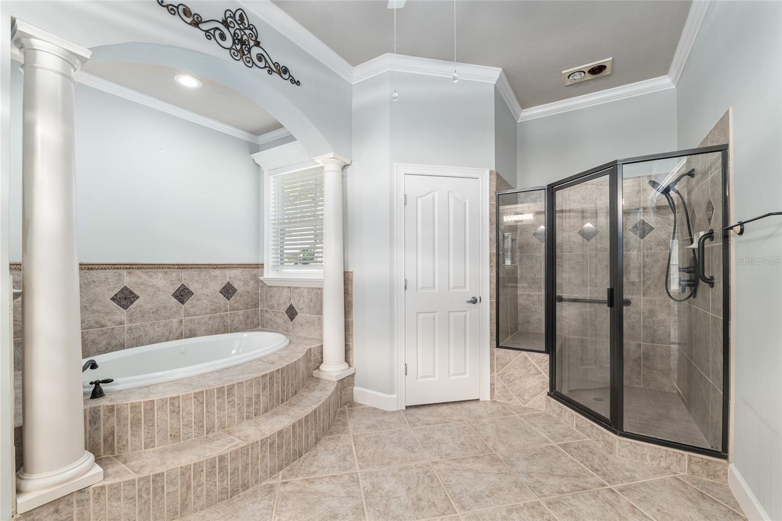 Image 37 of 85 For 10614 15th Lane