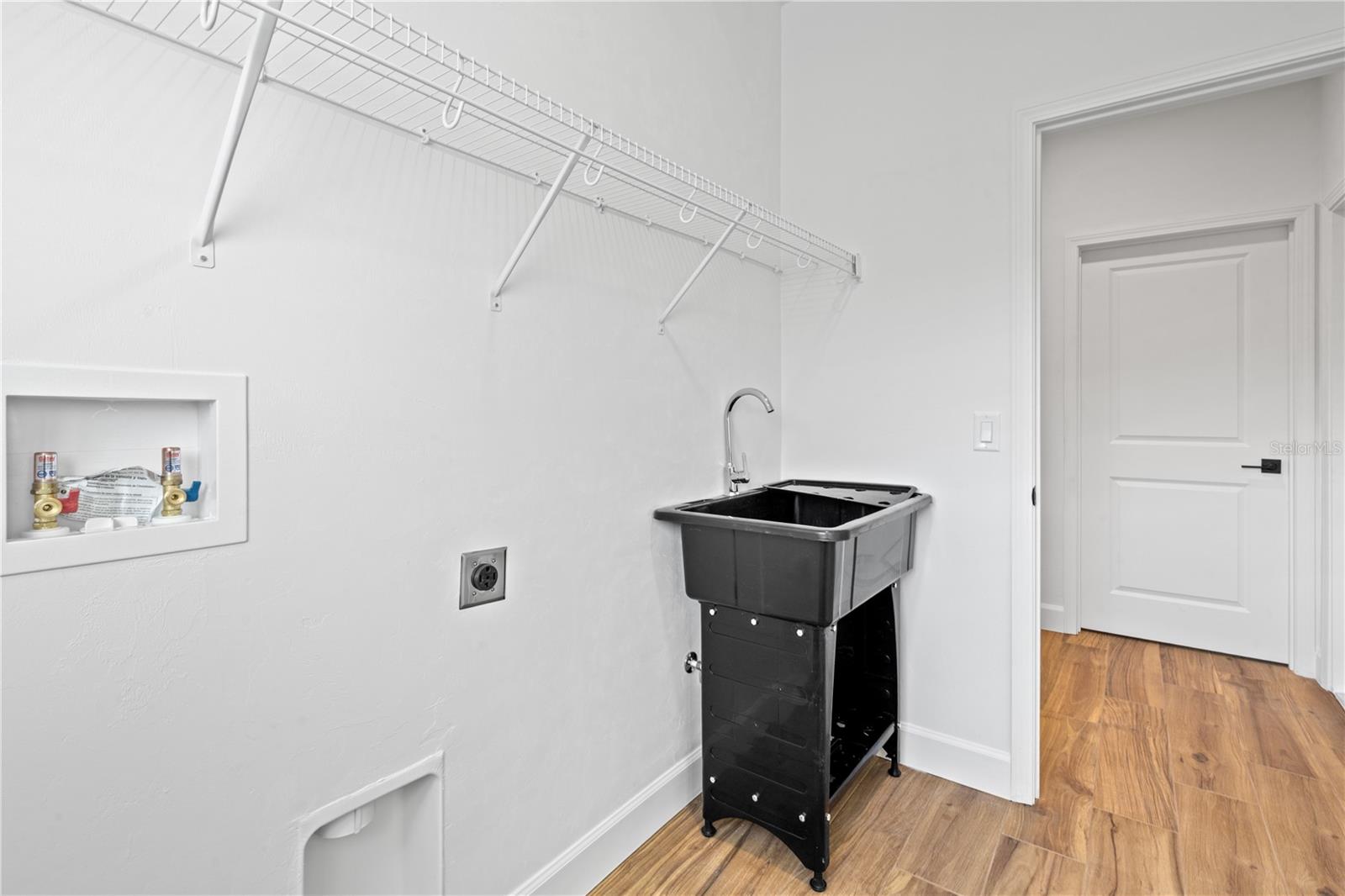 Image 25 of 32 For 601 Fisher Drive