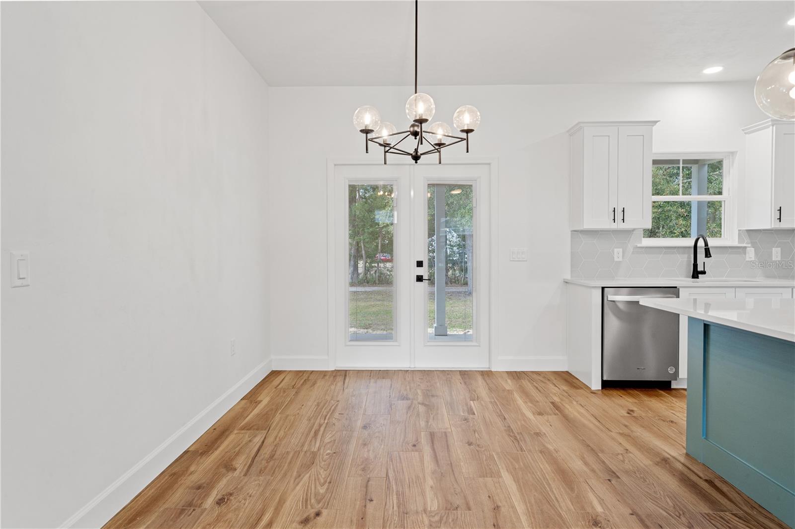 Image 6 of 32 For 601 Fisher Drive