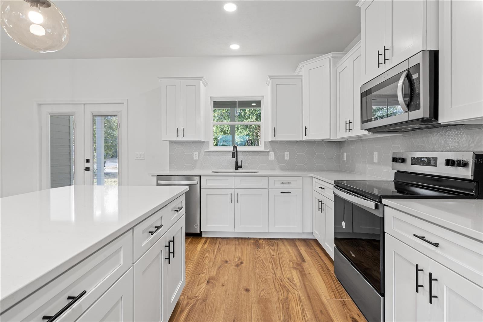 Image 8 of 32 For 601 Fisher Drive