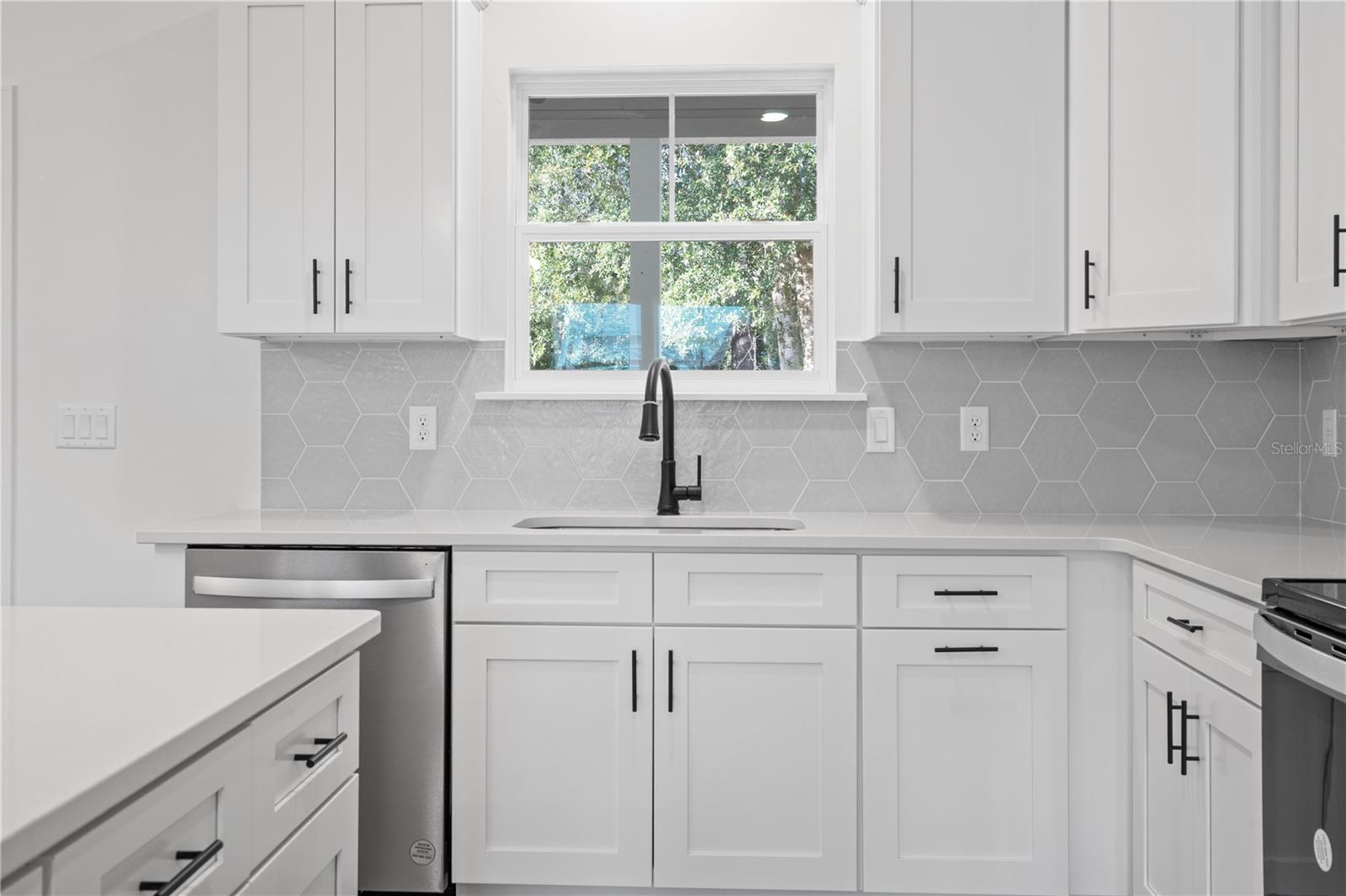 Image 9 of 32 For 601 Fisher Drive