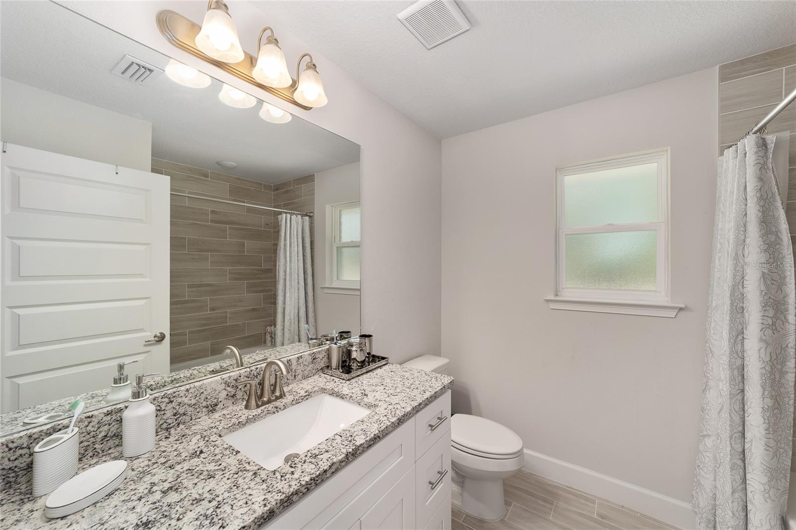 Image 27 of 52 For 8489 6th Lane