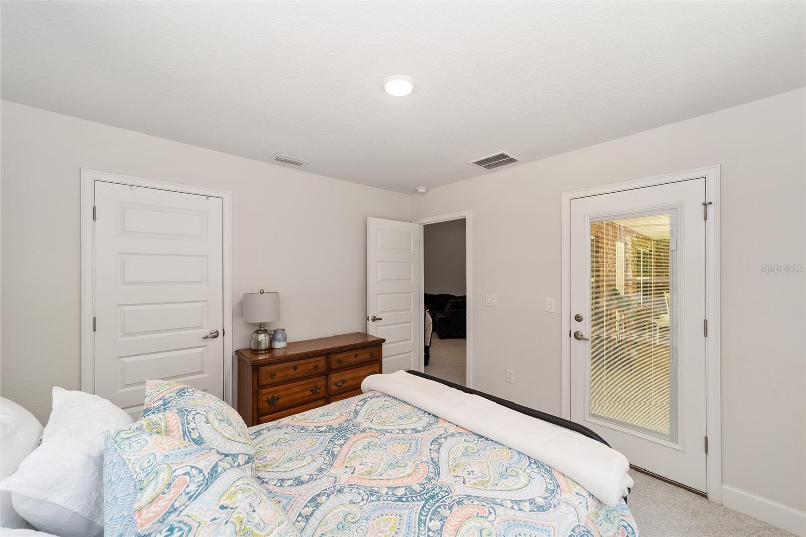 Image 29 of 52 For 8489 6th Lane