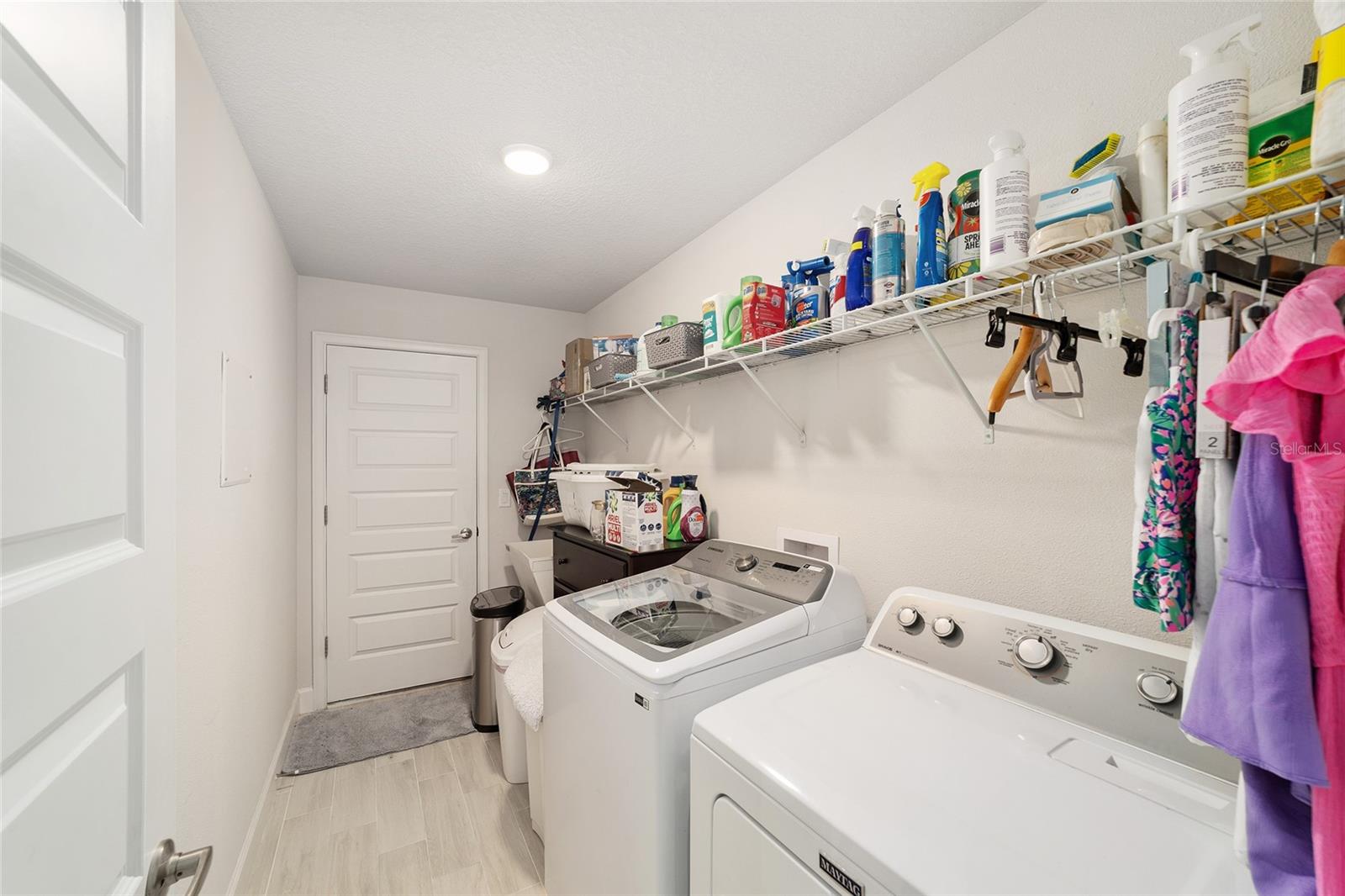 Image 32 of 52 For 8489 6th Lane