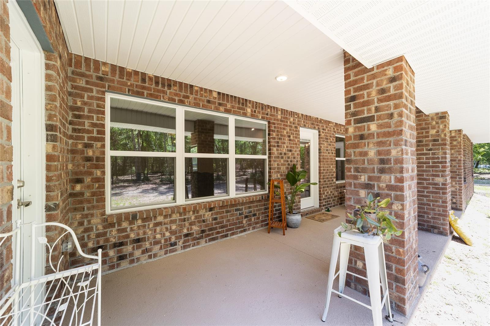 Image 33 of 52 For 8489 6th Lane