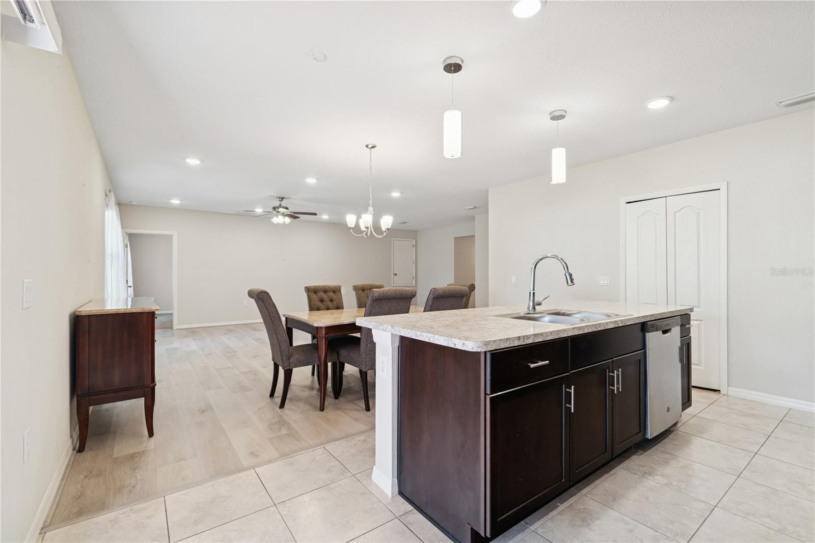 Image 12 of 32 For 920 253 Drive