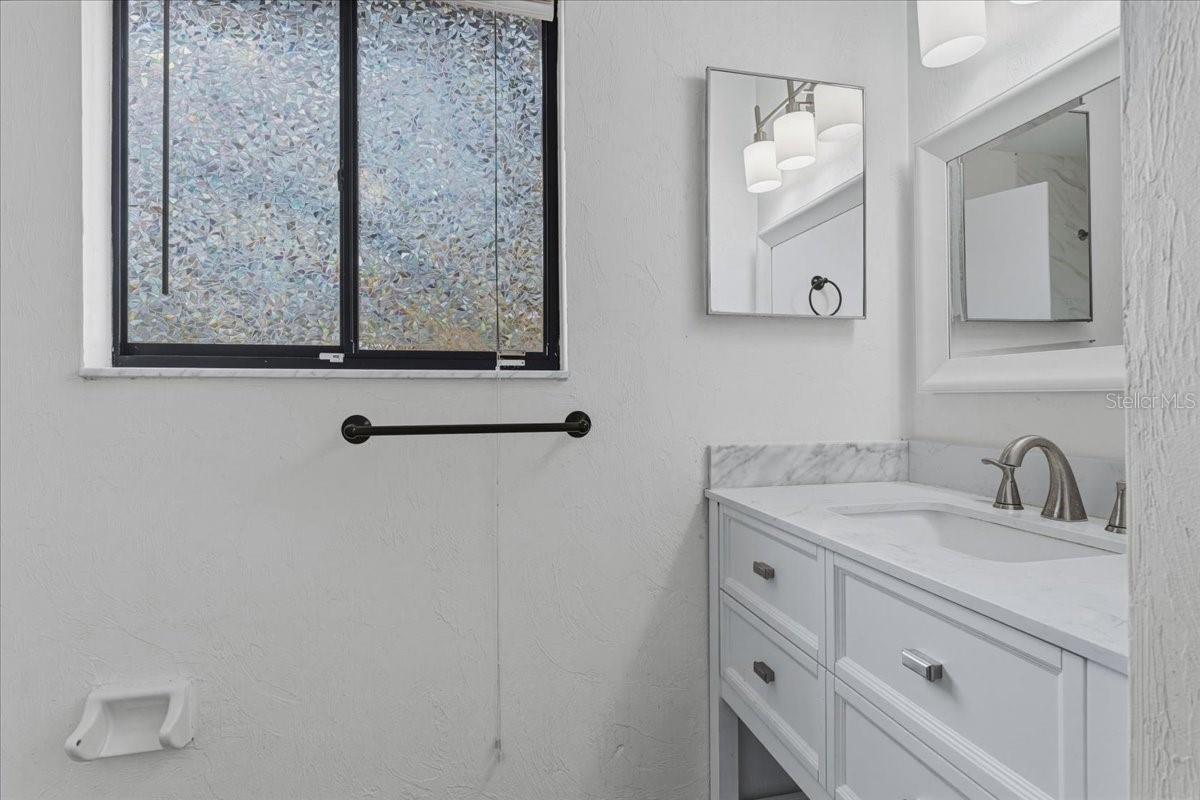 Image 22 of 25 For 2508 35th Place D19