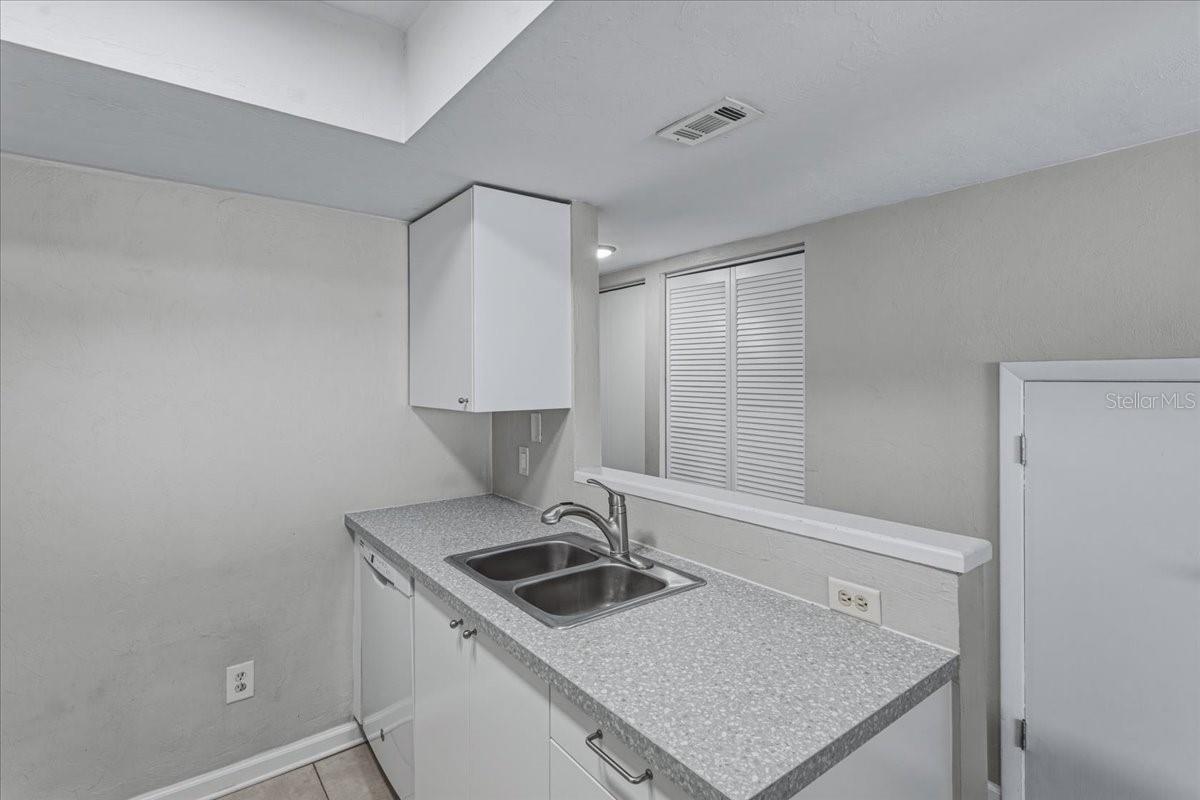 Image 9 of 25 For 2508 35th Place D19