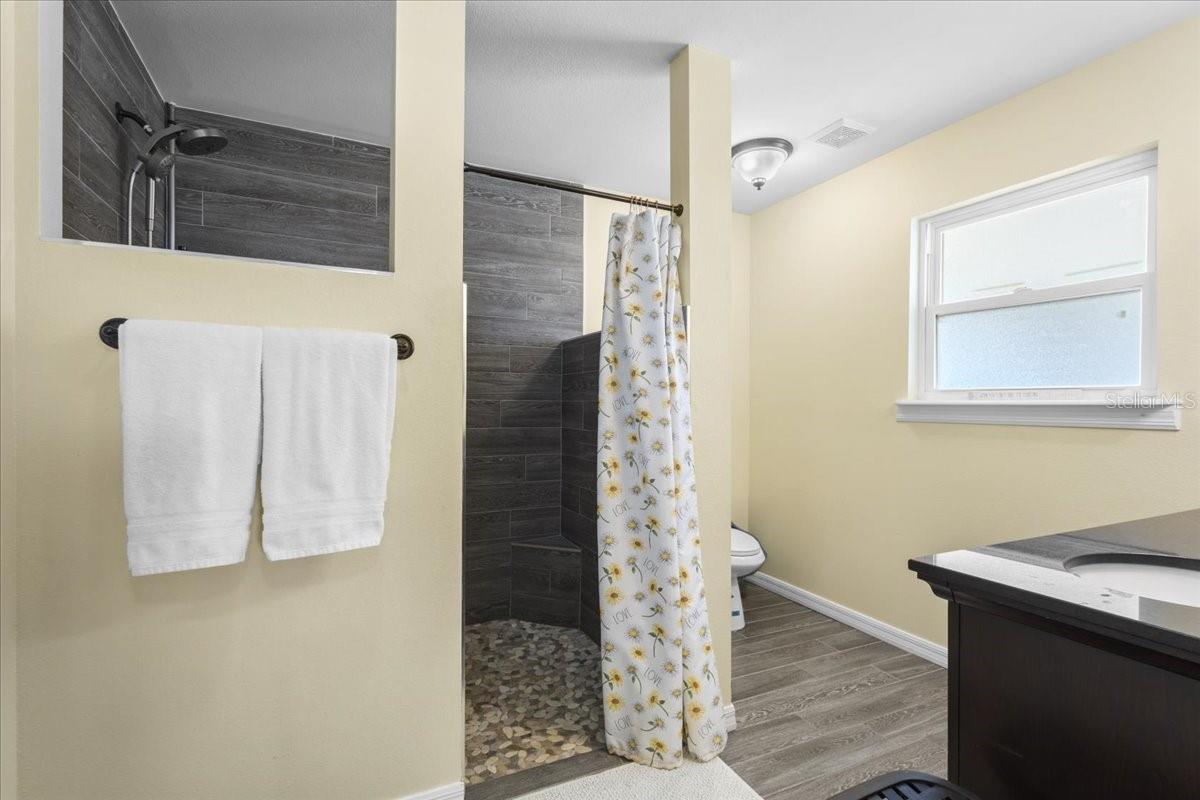 Image 16 of 51 For 7291 160th Street