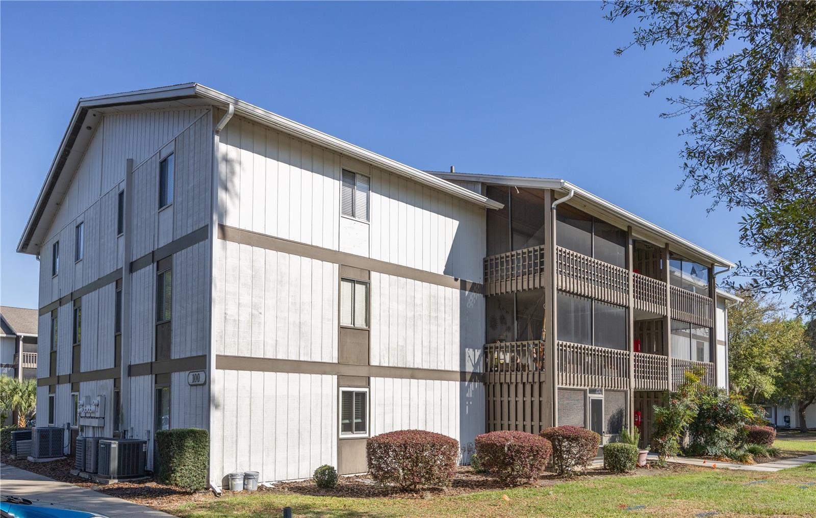 Image 2 of 21 For 6519 Newberry Road 109