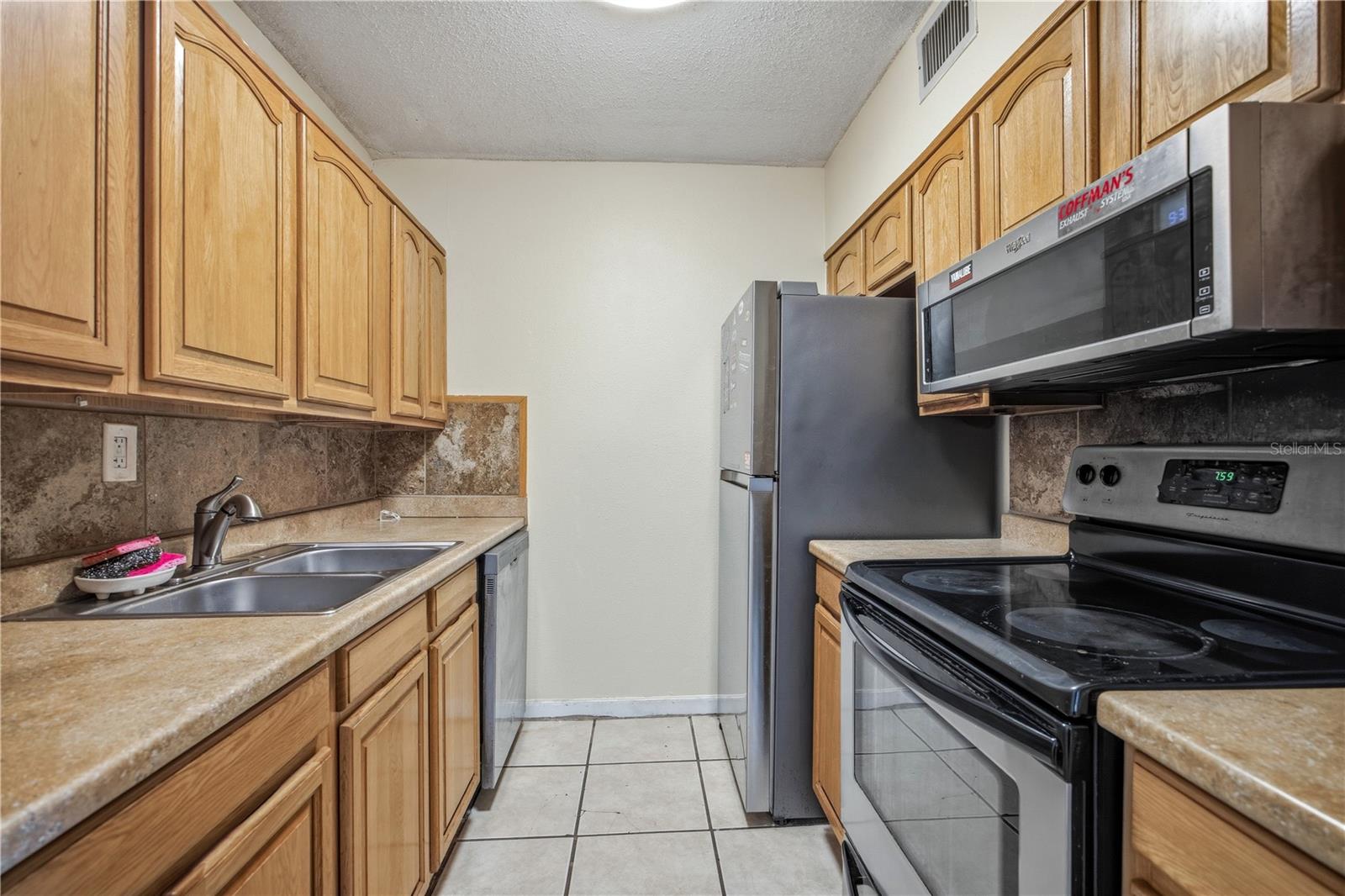 Image 9 of 21 For 6519 Newberry Road 109