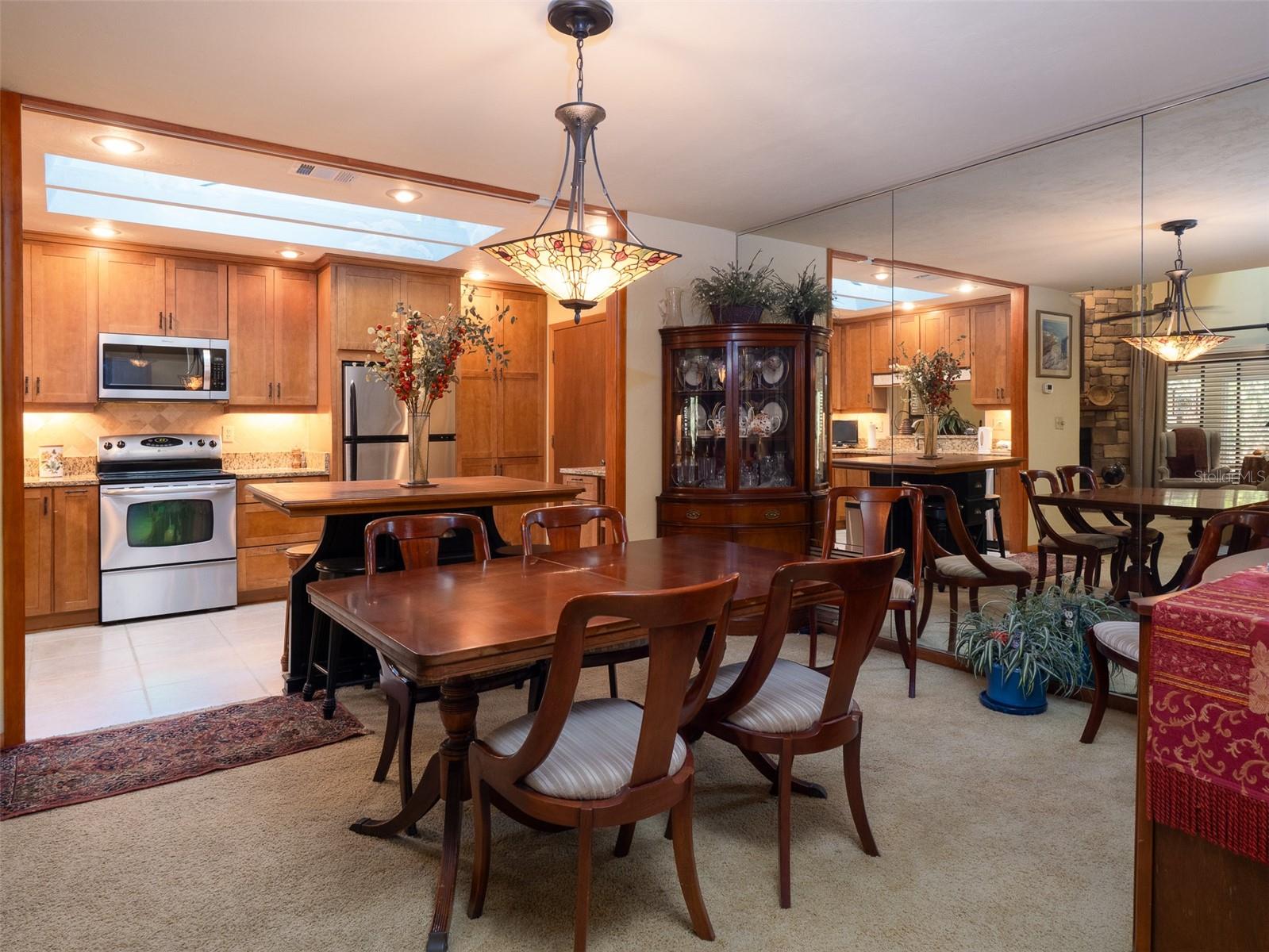 Image 4 of 19 For 1630 19th Circle