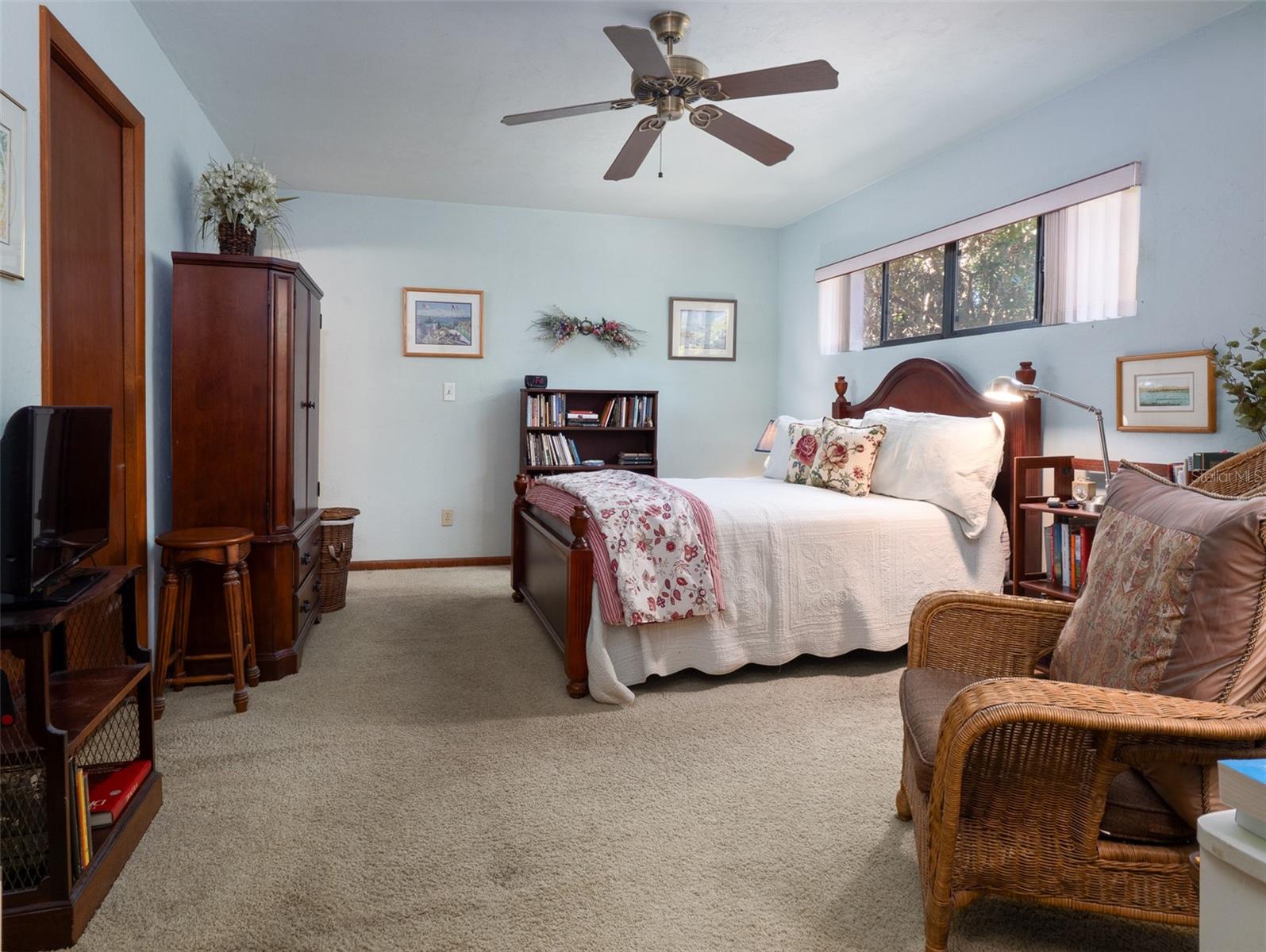 Image 7 of 19 For 1630 19th Circle