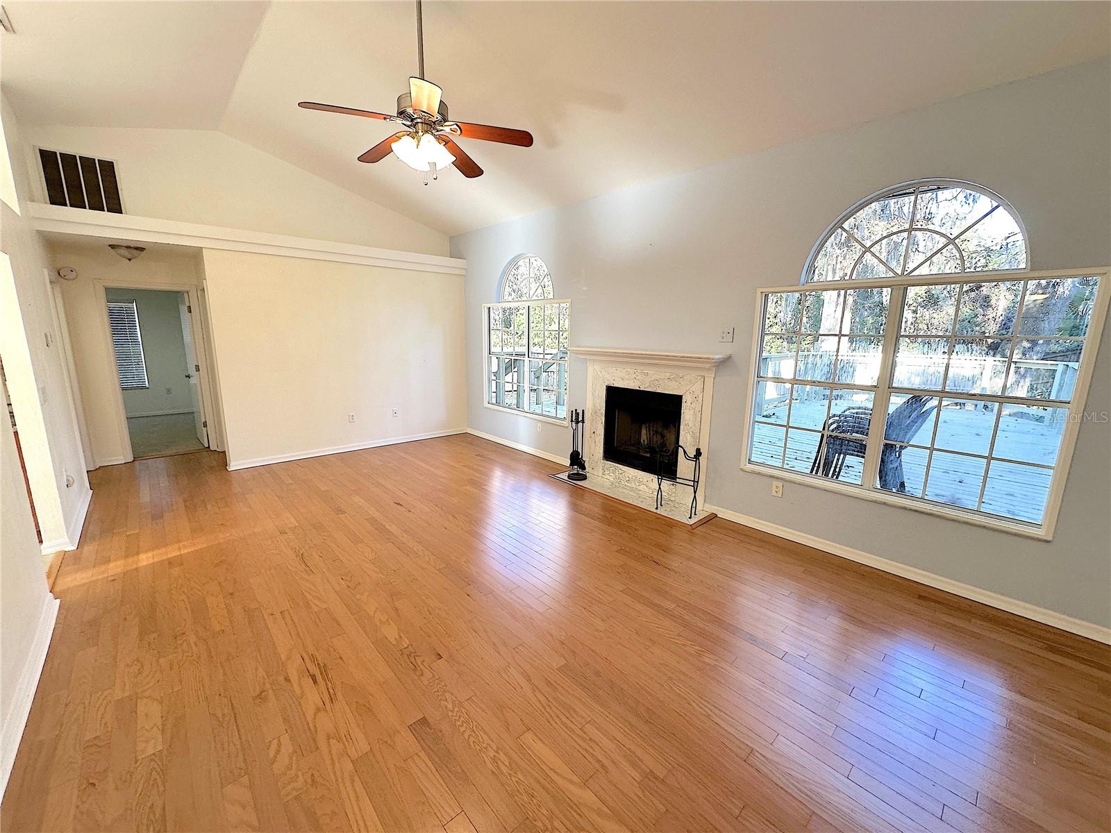 Image 2 of 21 For 4151 59th Terrace