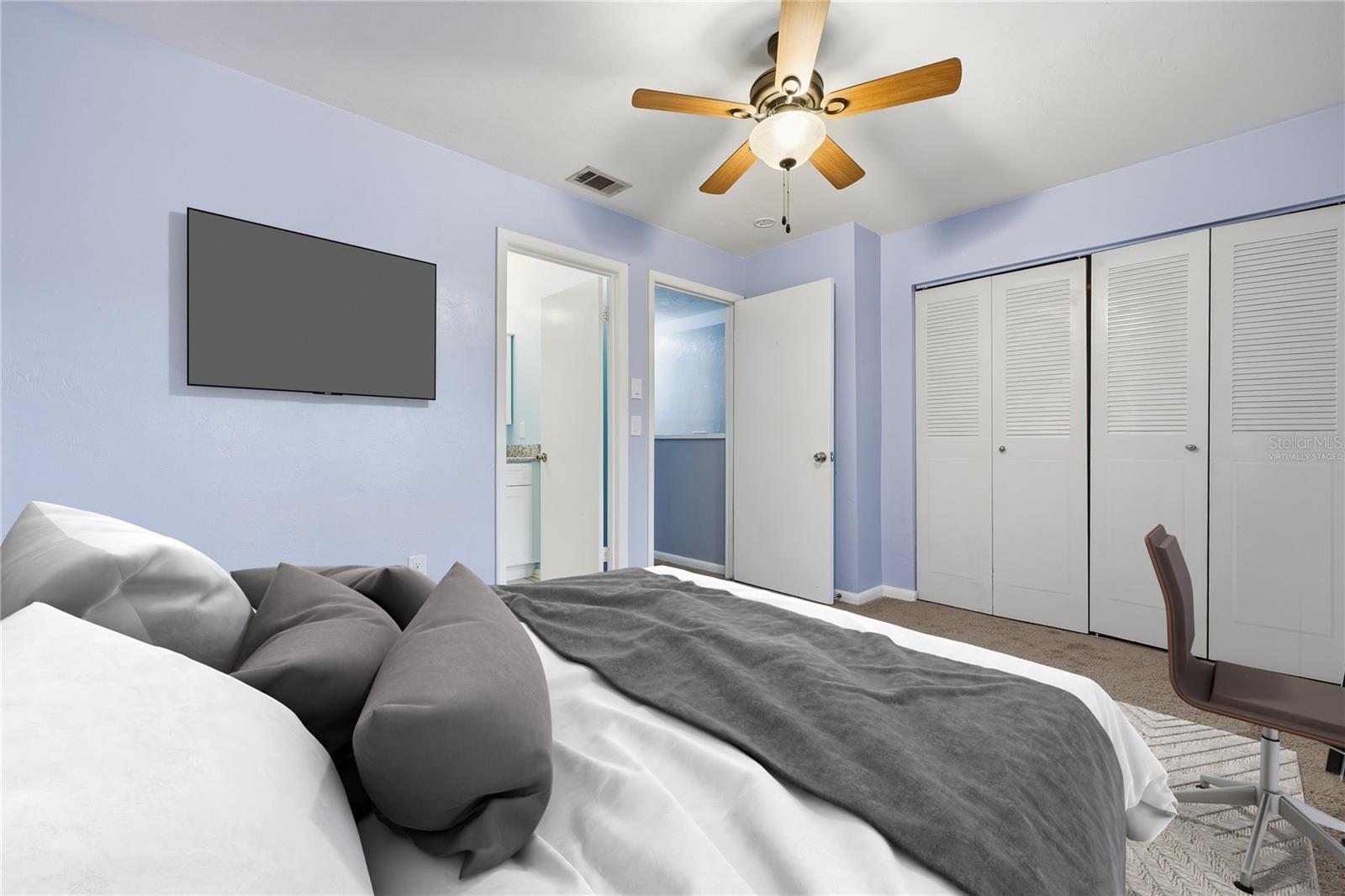 Image 20 of 23 For 2635 35th Place 1303