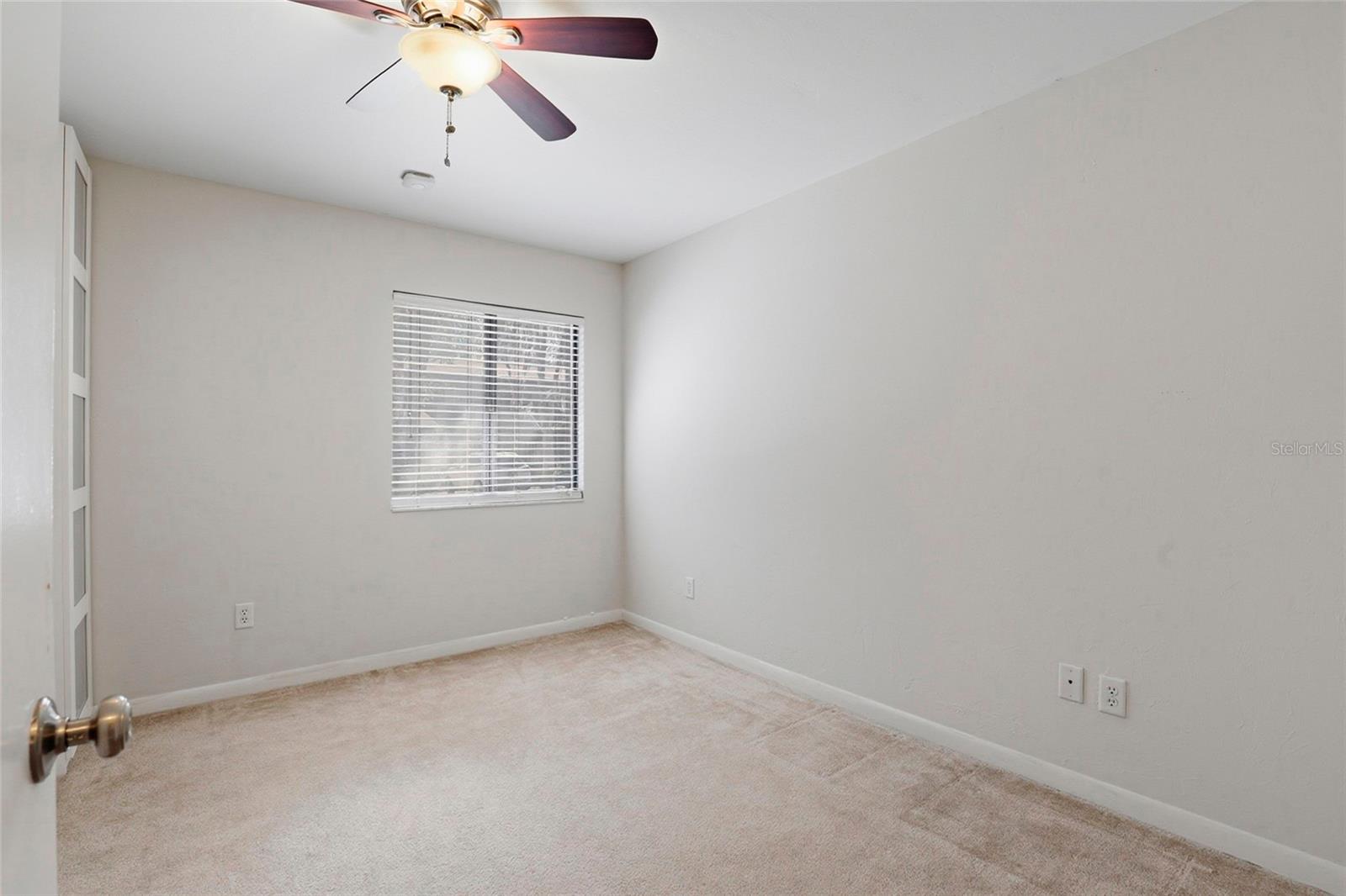 Image 19 of 29 For 3946 27th Lane