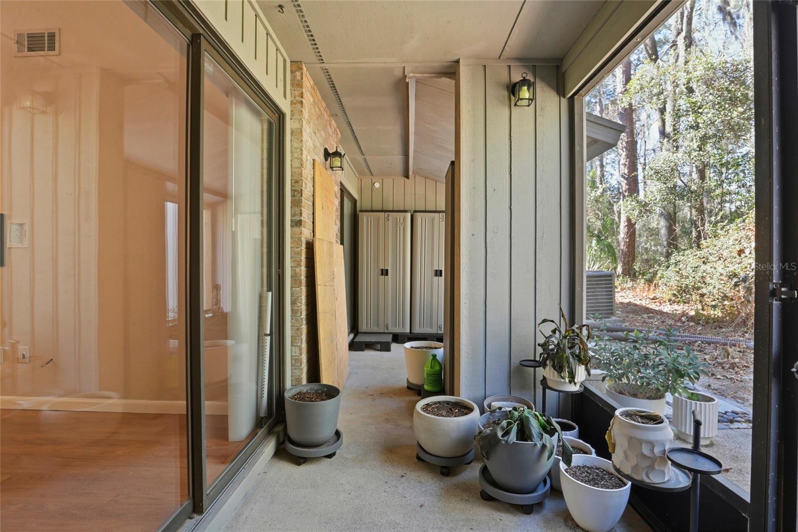 Image 22 of 29 For 3946 27th Lane