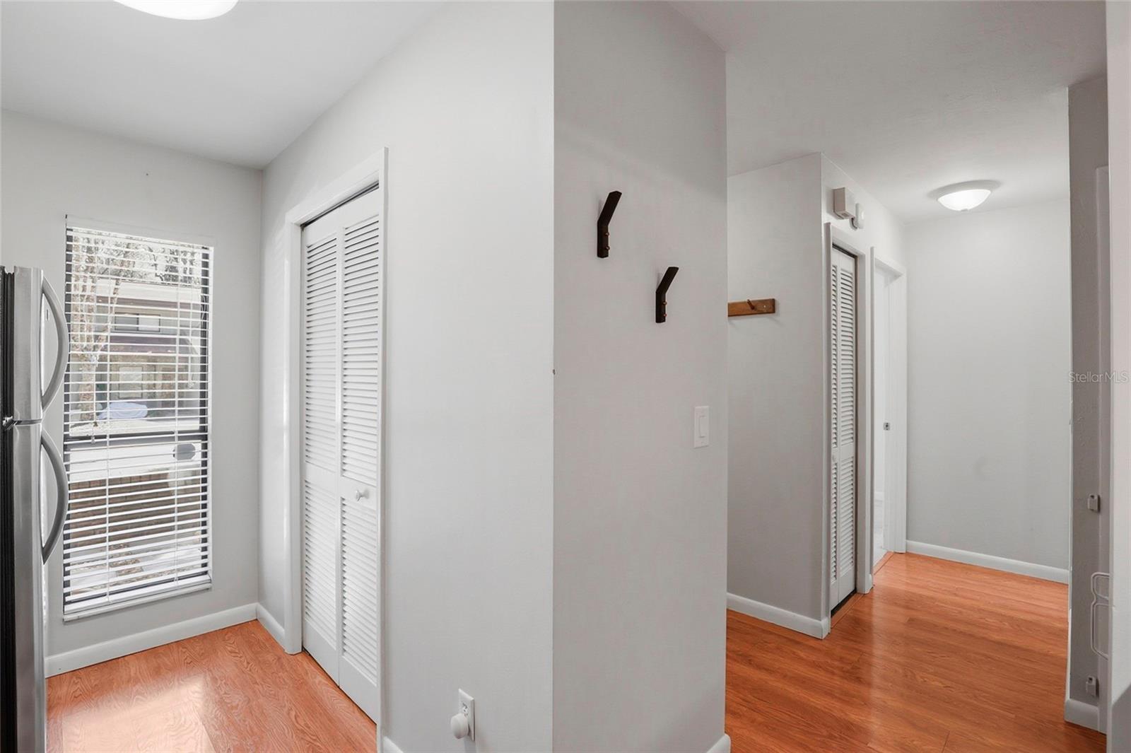 Image 8 of 29 For 3946 27th Lane