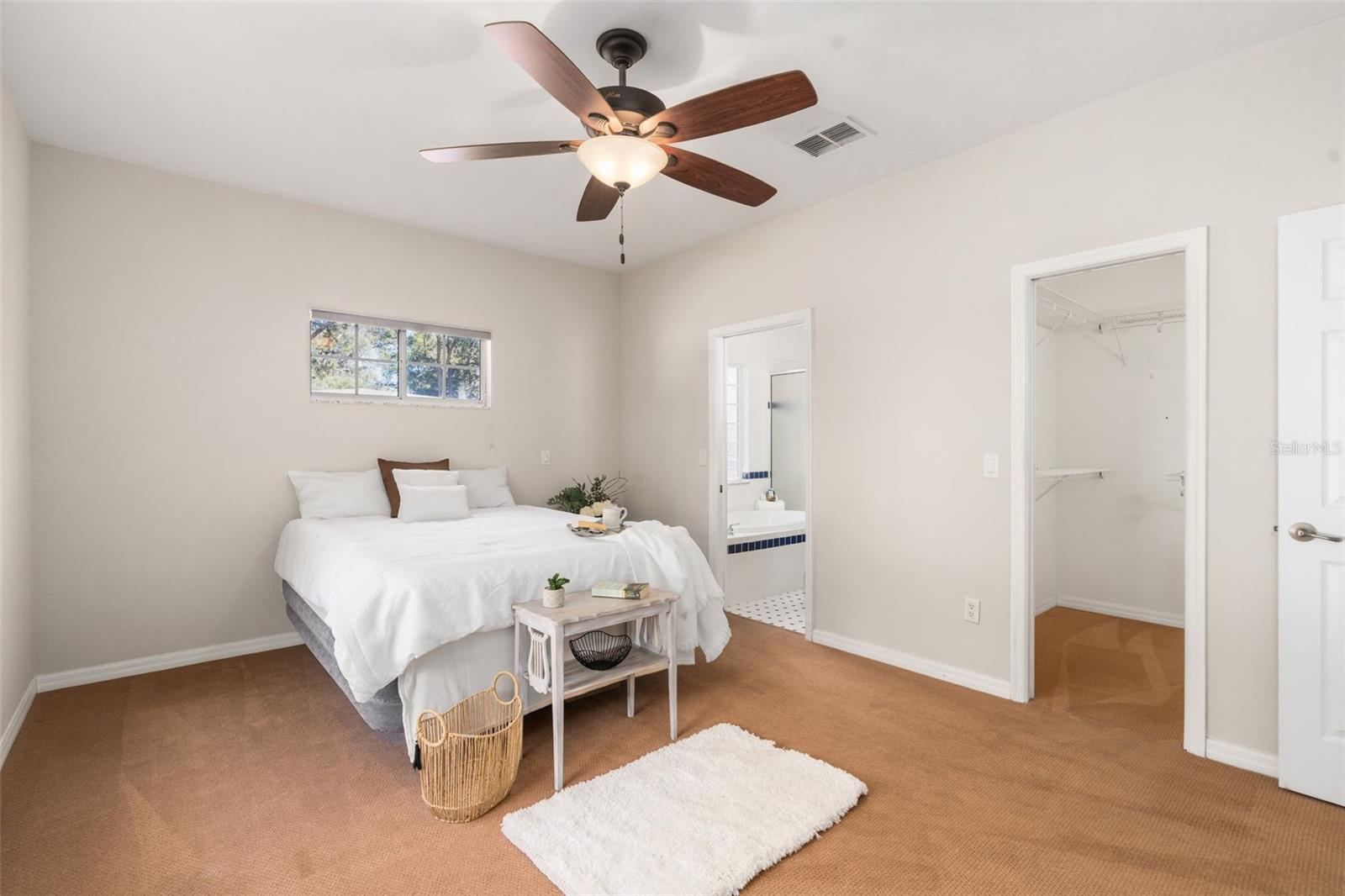 Image 19 of 56 For 14904 143rd Terrace