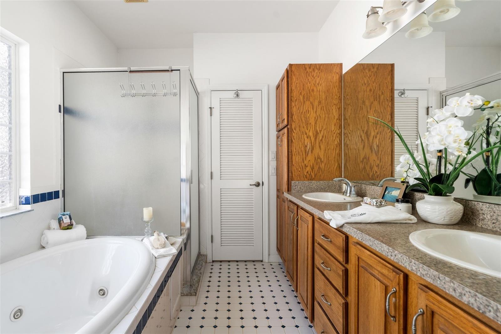 Image 20 of 56 For 14904 143rd Terrace