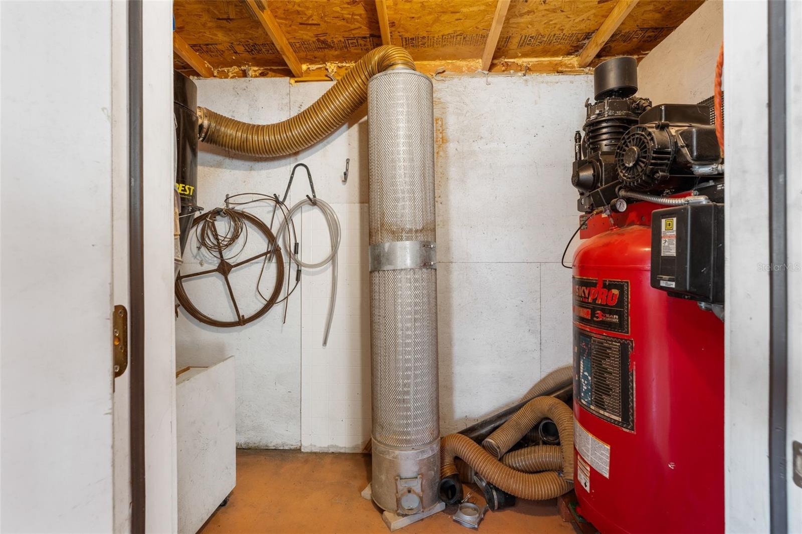 Image 45 of 56 For 14904 143rd Terrace