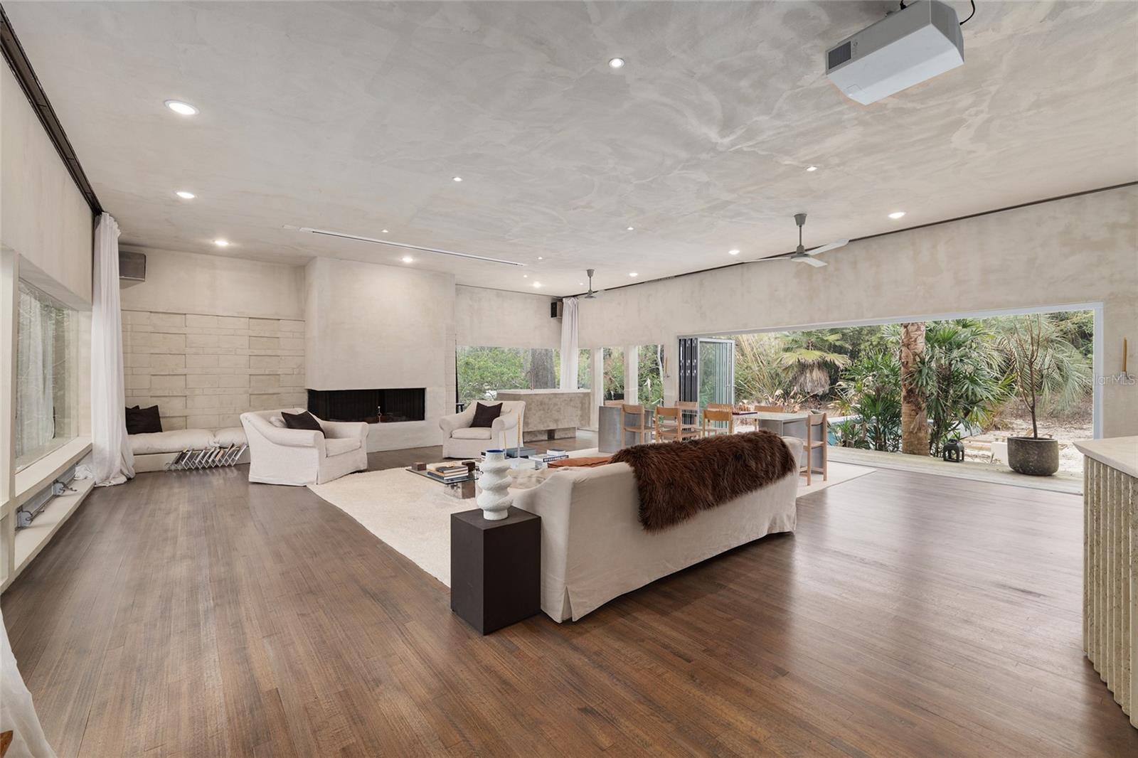 Image 11 of 99 For 2062 11th Road