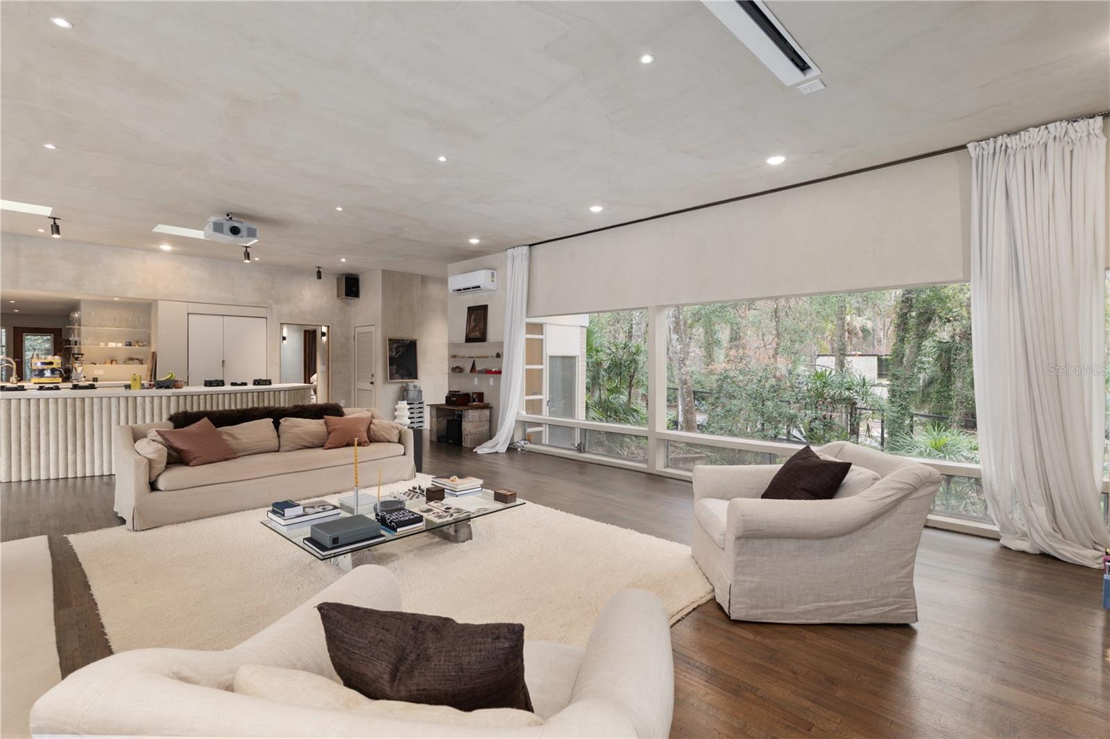 Image 21 of 99 For 2062 11th Road