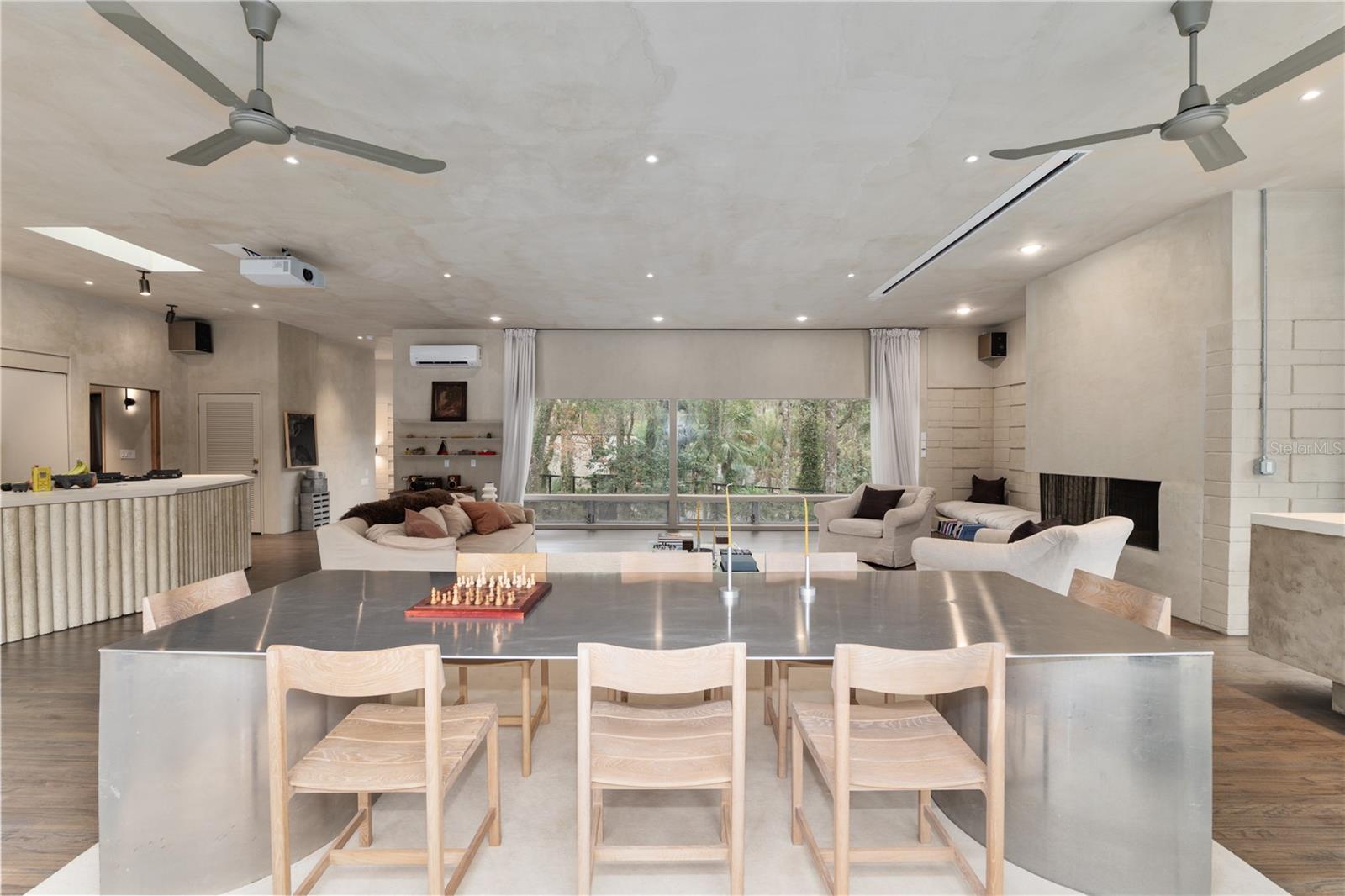 Image 25 of 99 For 2062 11th Road