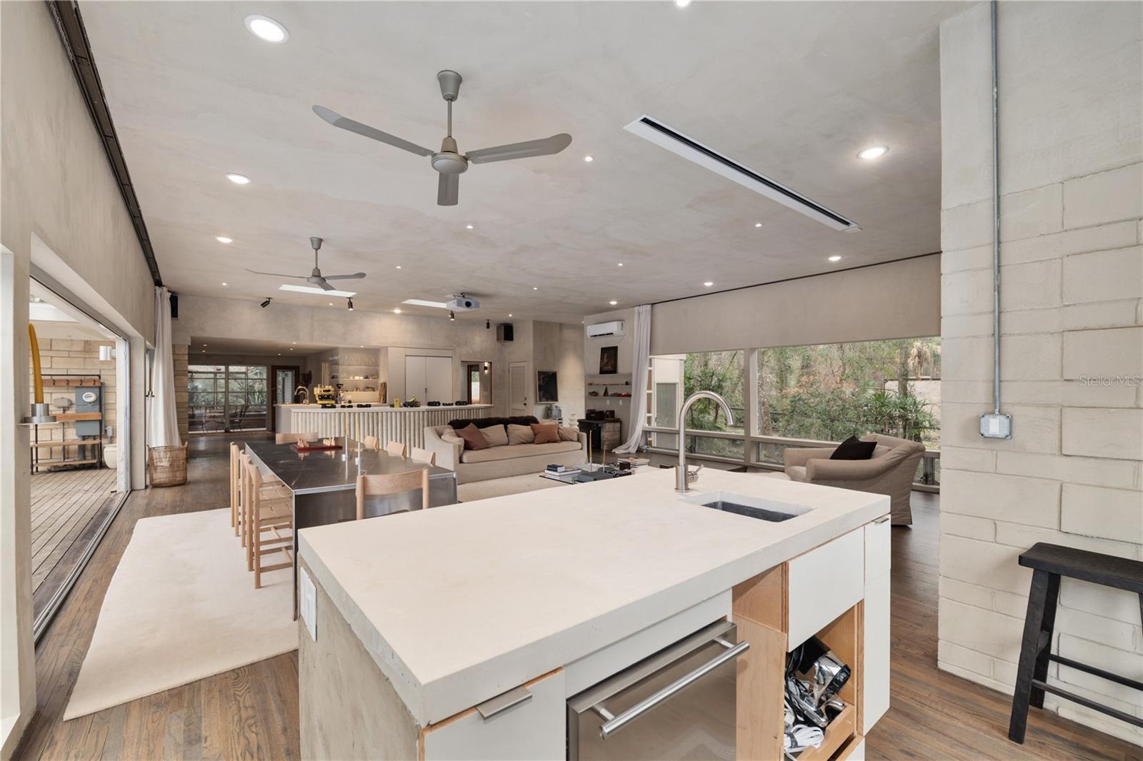 Image 30 of 99 For 2062 11th Road