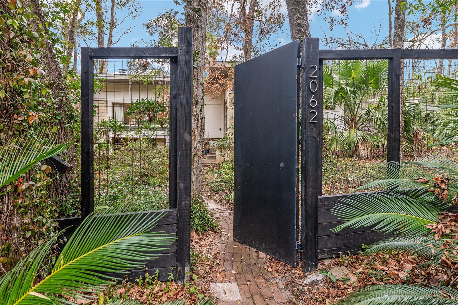 Image 4 of 99 For 2062 11th Road