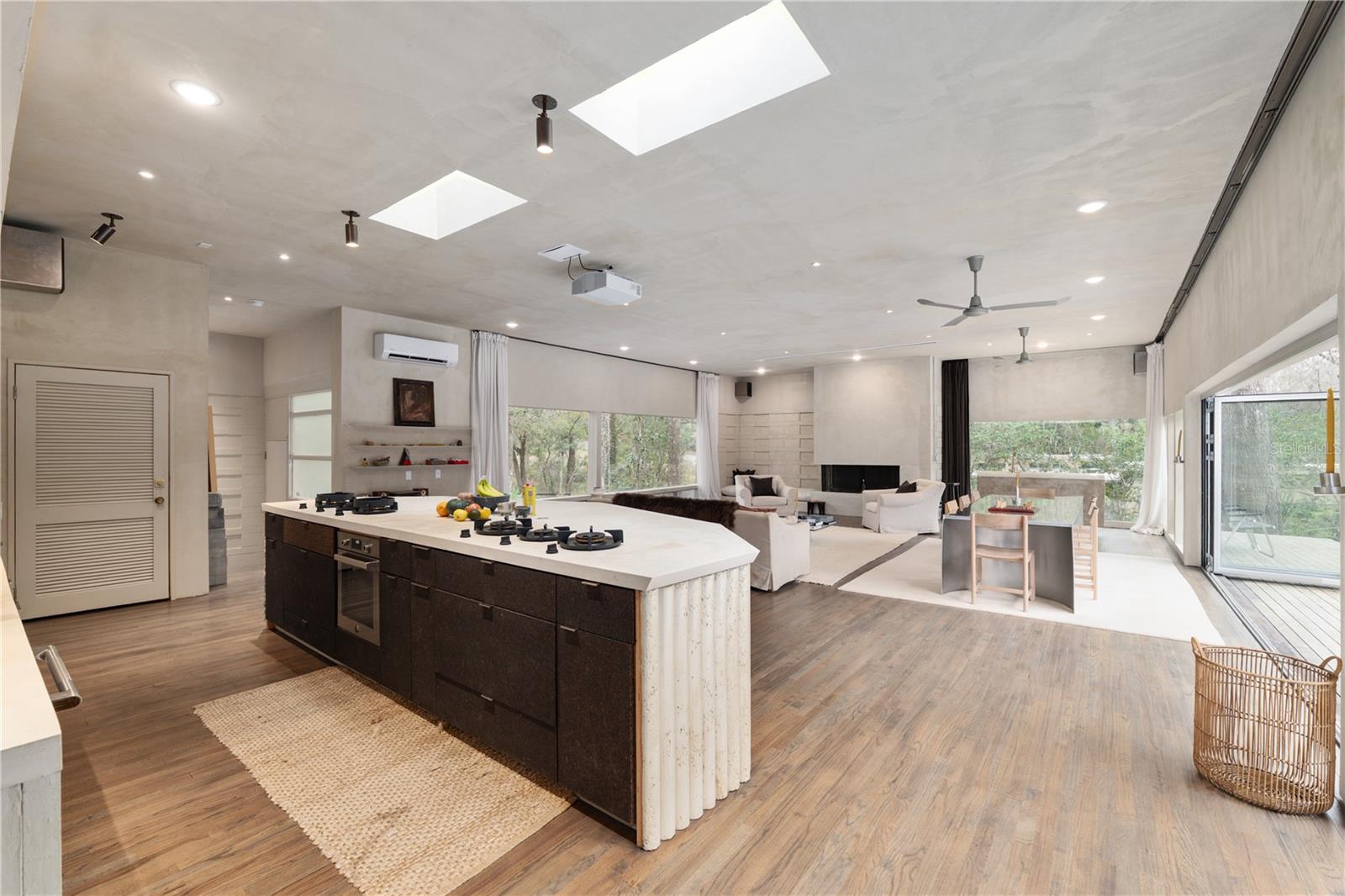 Image 40 of 99 For 2062 11th Road