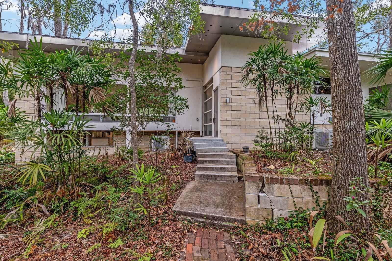 Image 6 of 99 For 2062 11th Road