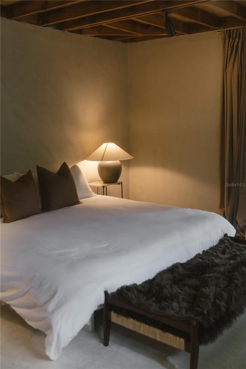 Image 62 of 99 For 2062 11th Road