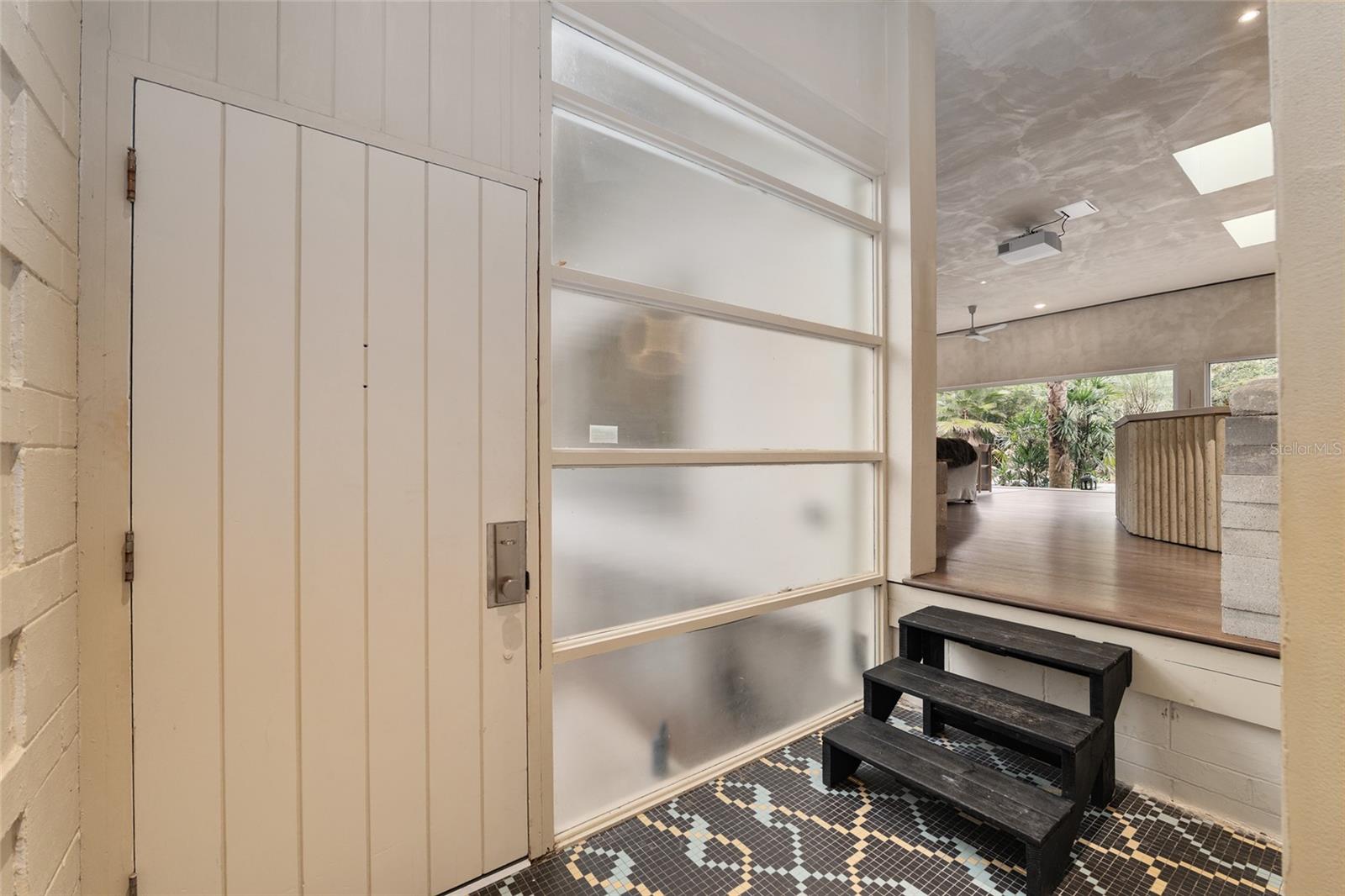 Image 9 of 99 For 2062 11th Road