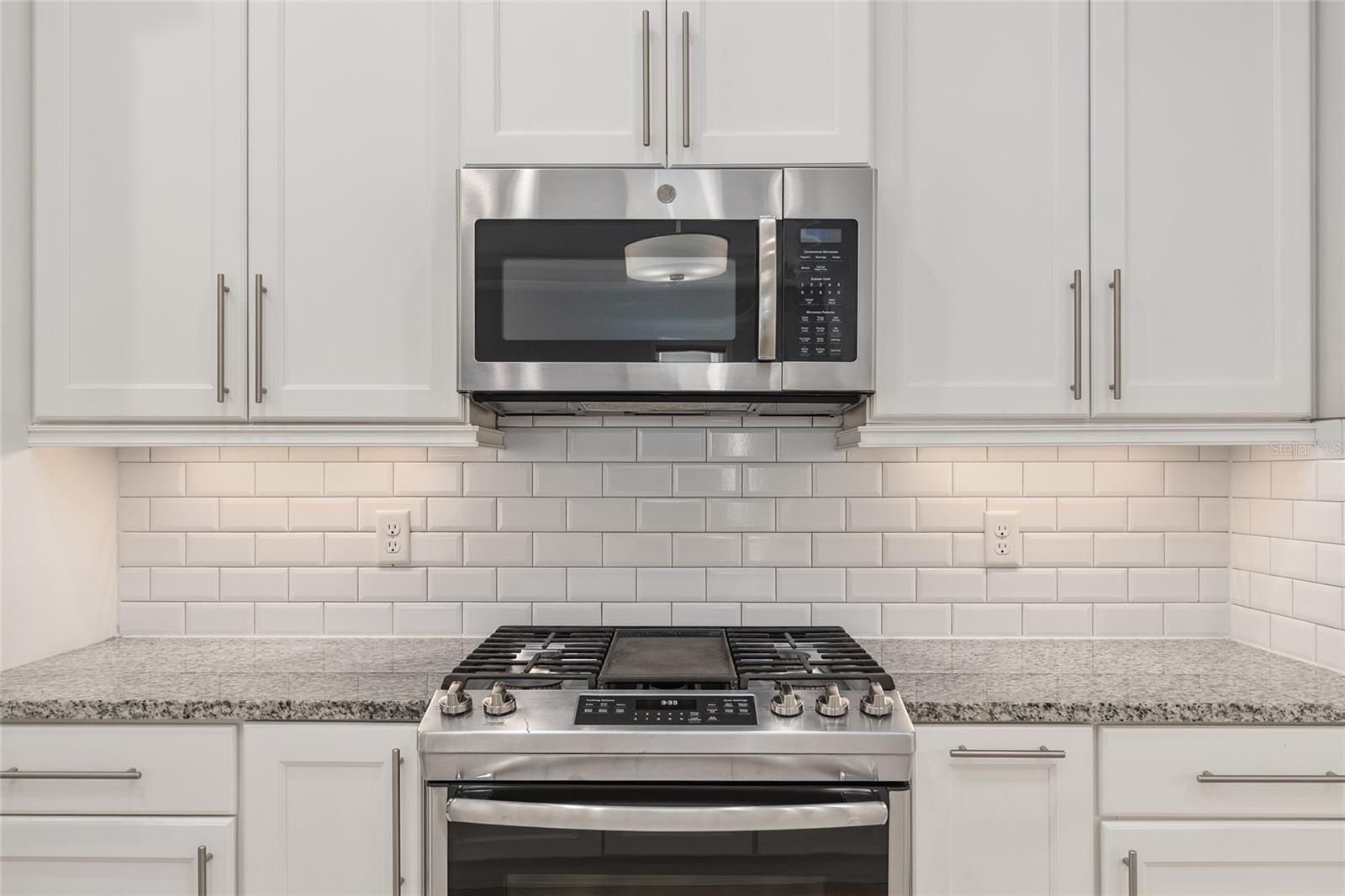 Image 25 of 77 For 11890 33rd Lane