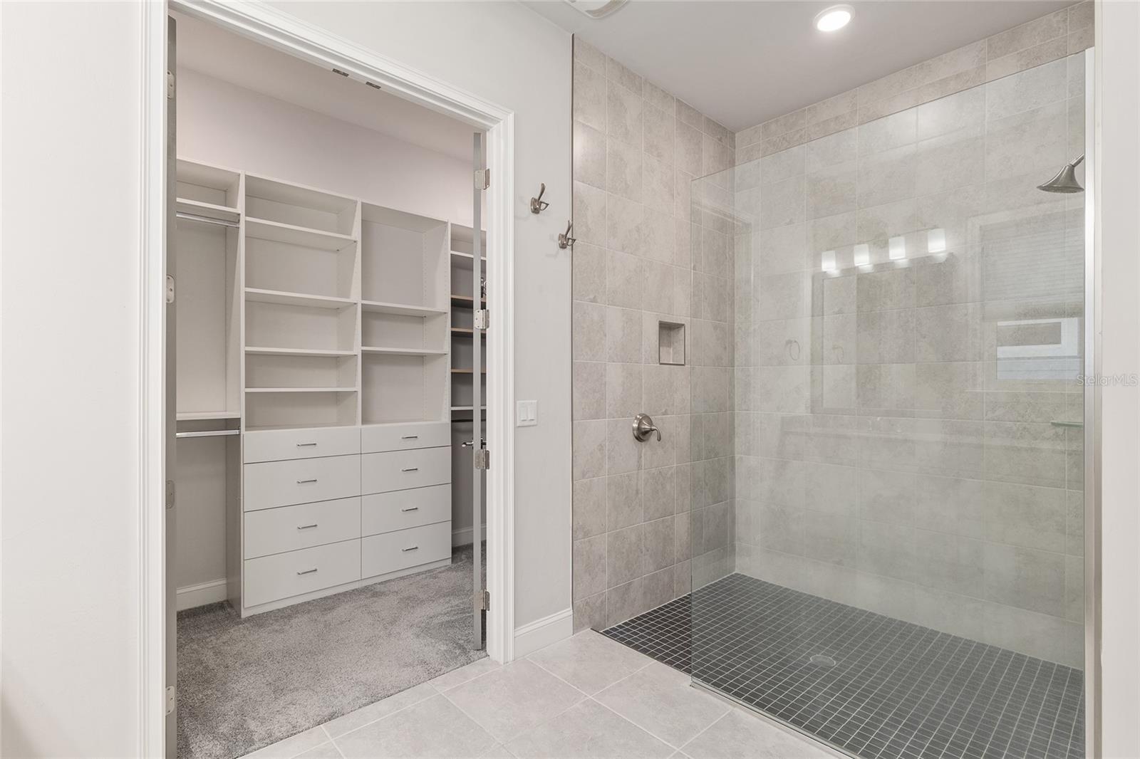 Image 39 of 77 For 11890 33rd Lane