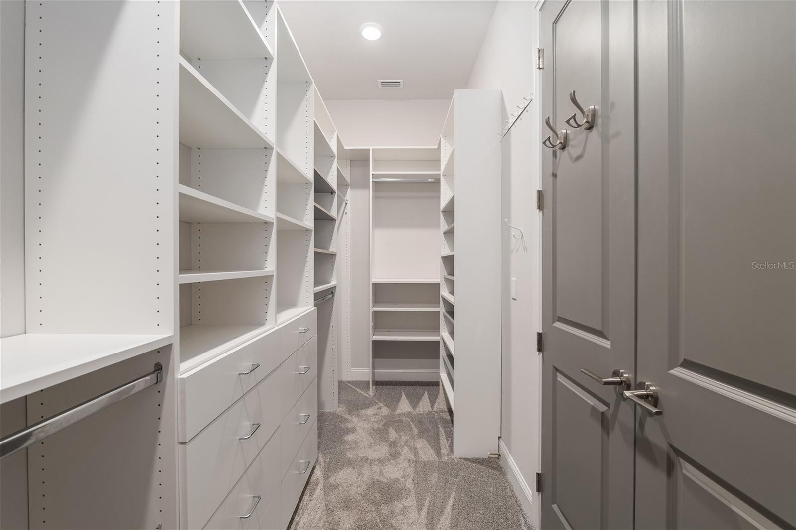 Image 43 of 77 For 11890 33rd Lane