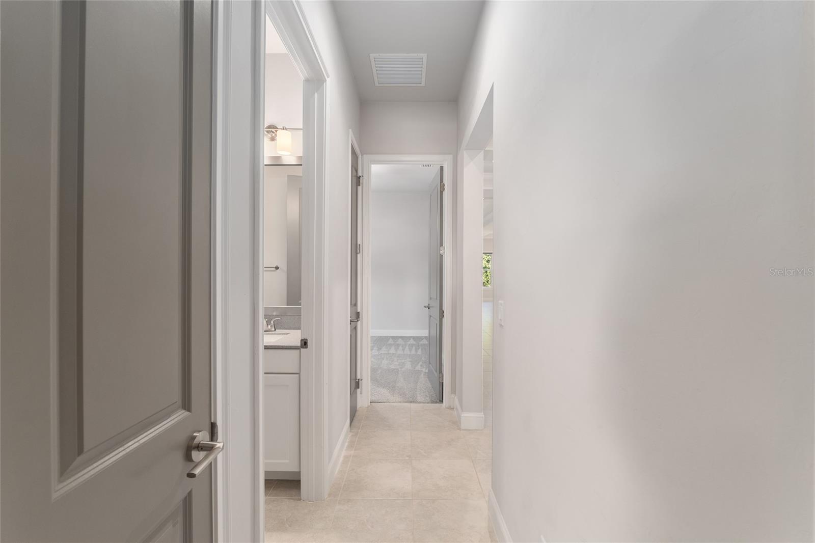 Image 47 of 77 For 11890 33rd Lane