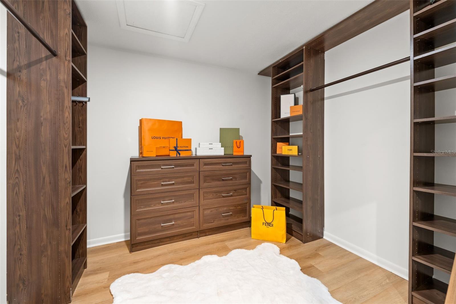 Image 24 of 56 For 3328 18th Avenue