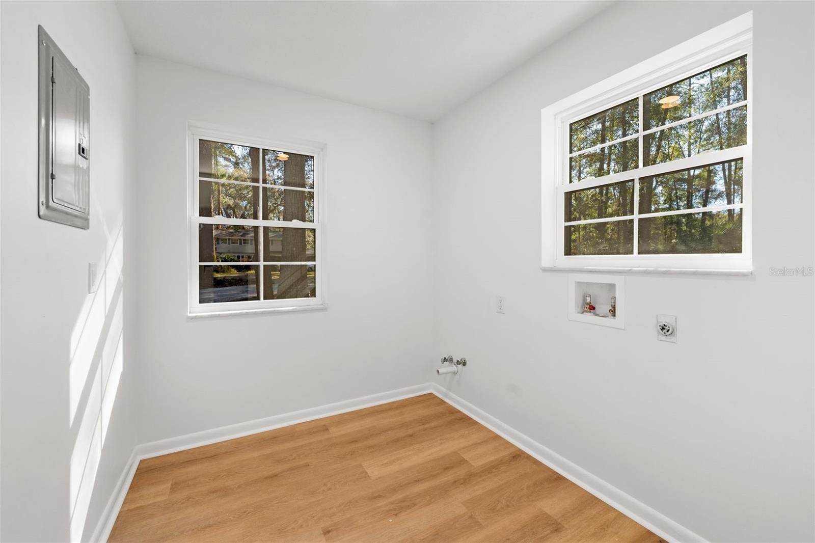 Image 40 of 56 For 3328 18th Avenue