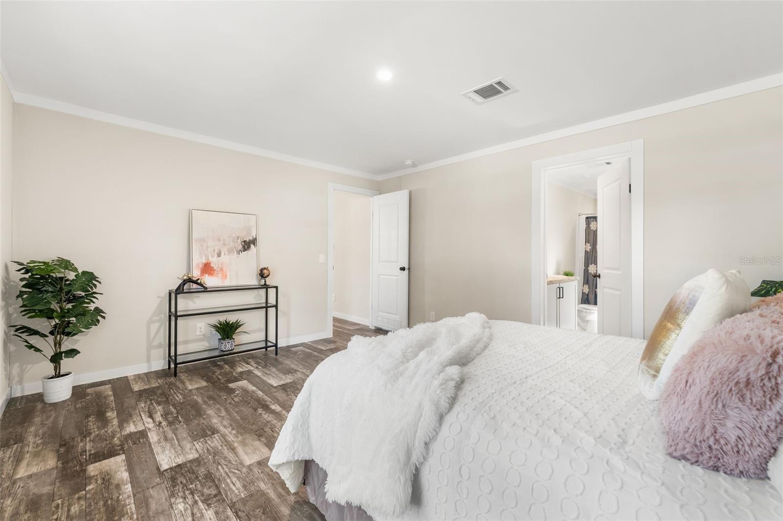 Image 10 of 26 For 4981 69th Street