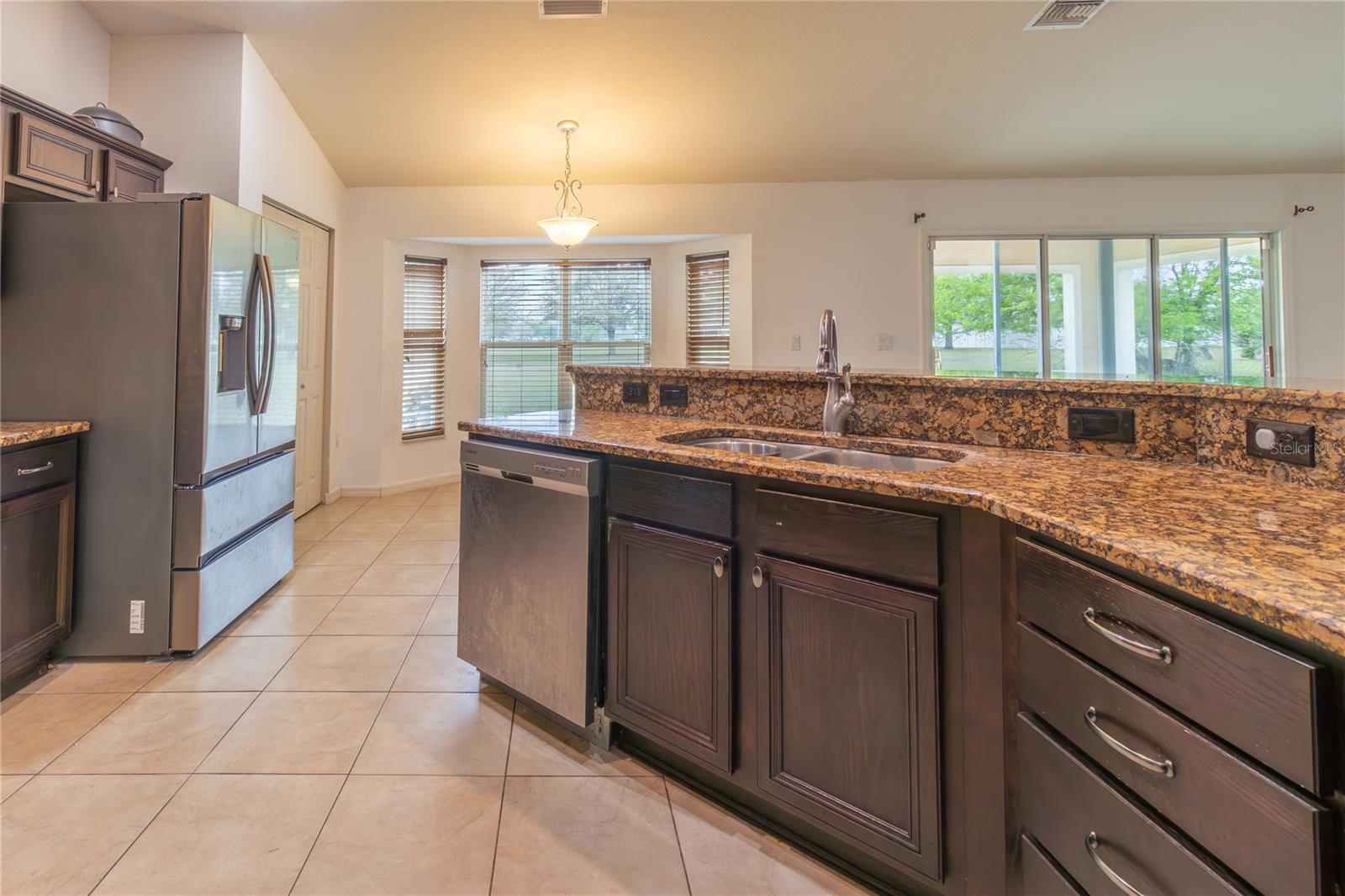 Image 21 of 37 For 10368 98th Terrace